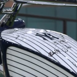 American Chopper makes NYY bike 07 14 2018 MLB
