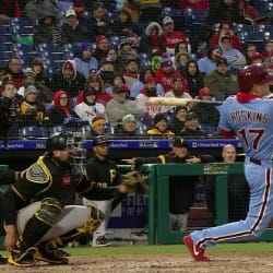MLB: Phillies' Rhys Hoskins enjoys outrageously slow home run trot