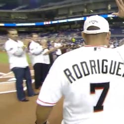 Pudge Rodriguez's championship season with Marlins helped ensure Hall of  Fame induction – Sun Sentinel