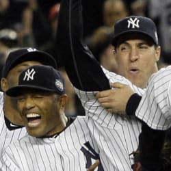 Yankees win 2009 World Series, 11/04/2009