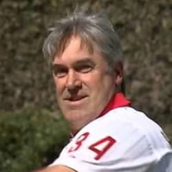 Doug Pederson threw out the first pitch for the Phillies in a Roy
