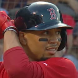 Mookie Betts caps homecoming weekend with 3 hits, including HR, in