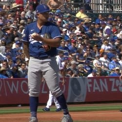 Julio Urías' solid start, 07/02/2021