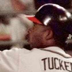 1998 NLCS Gm5: Tucker hits a go-ahead three-run homer 