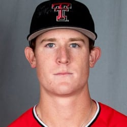 Photo headshot of Clayton Beeter