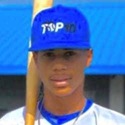 Foto de la cabeza de Alexis Hernandez