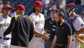 Pittsburgh Pirates recall pitcher Max Kranick, option Geoff Hartlieb