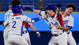 Baltimore Fishbowl  kim-hyun-soo-baseball 