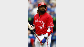 August 10, 2018: Seattle Mariners second baseman Dee Gordon (9) during a  Major League Baseball game between the Houston Astros and the Seattle  Mariners on 1970s night at Minute Maid Park in