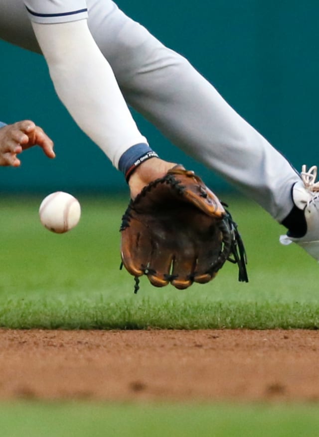 Video: This might be the worst throw of the MLB season