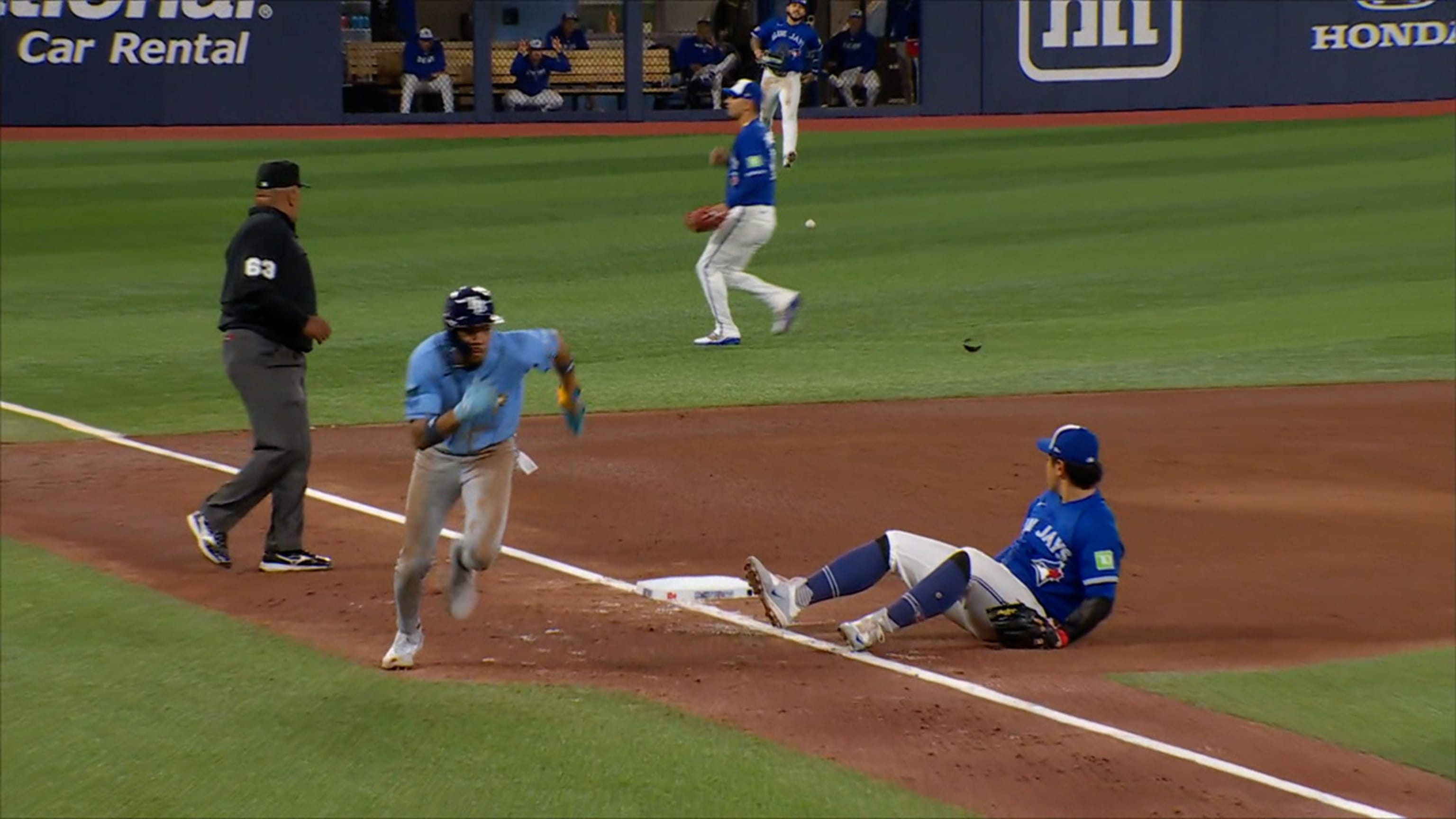 Chandler Simpson anota tras error
