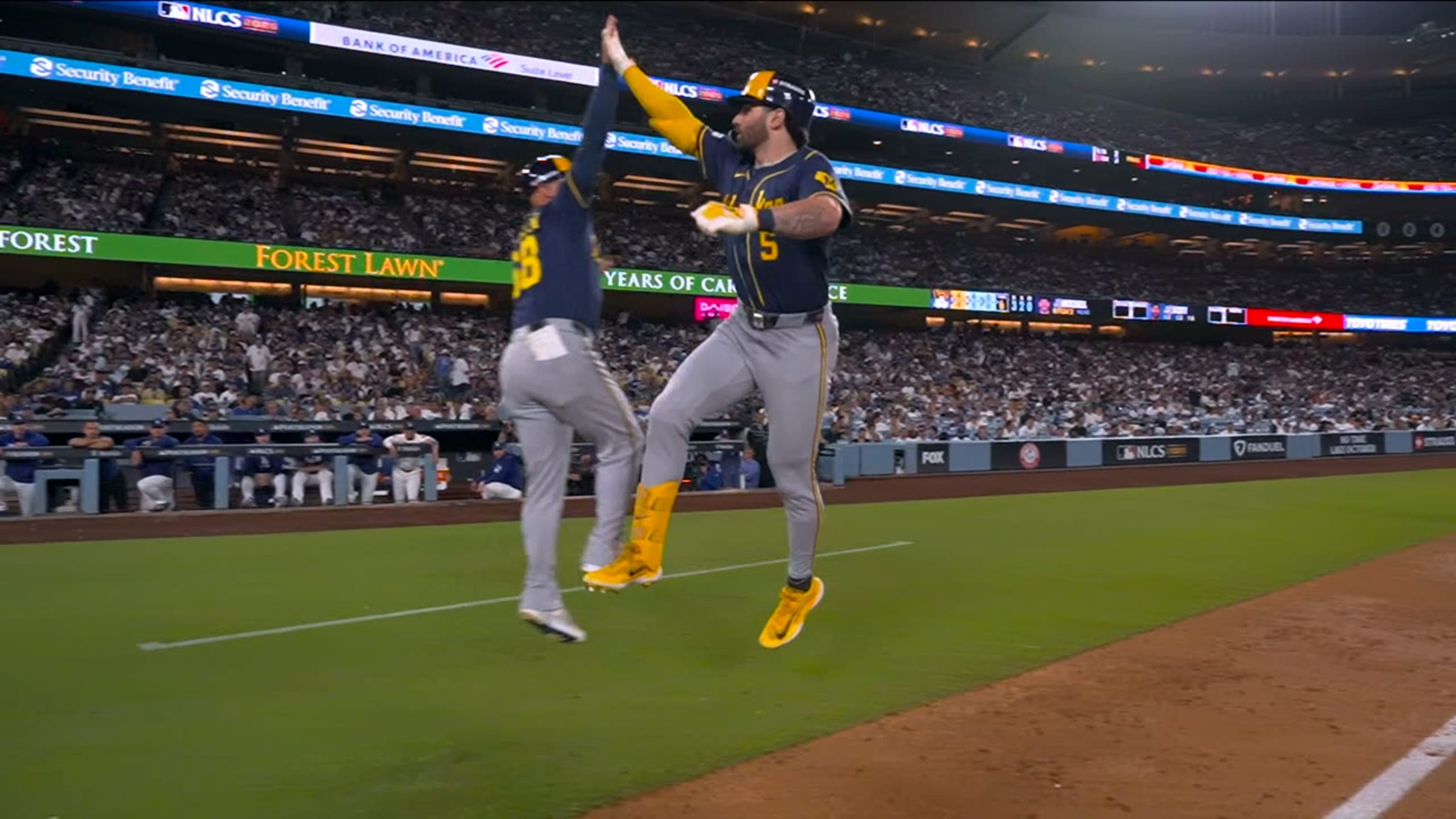 Every call of Garrett Mitchell's solo homer in Game 4
