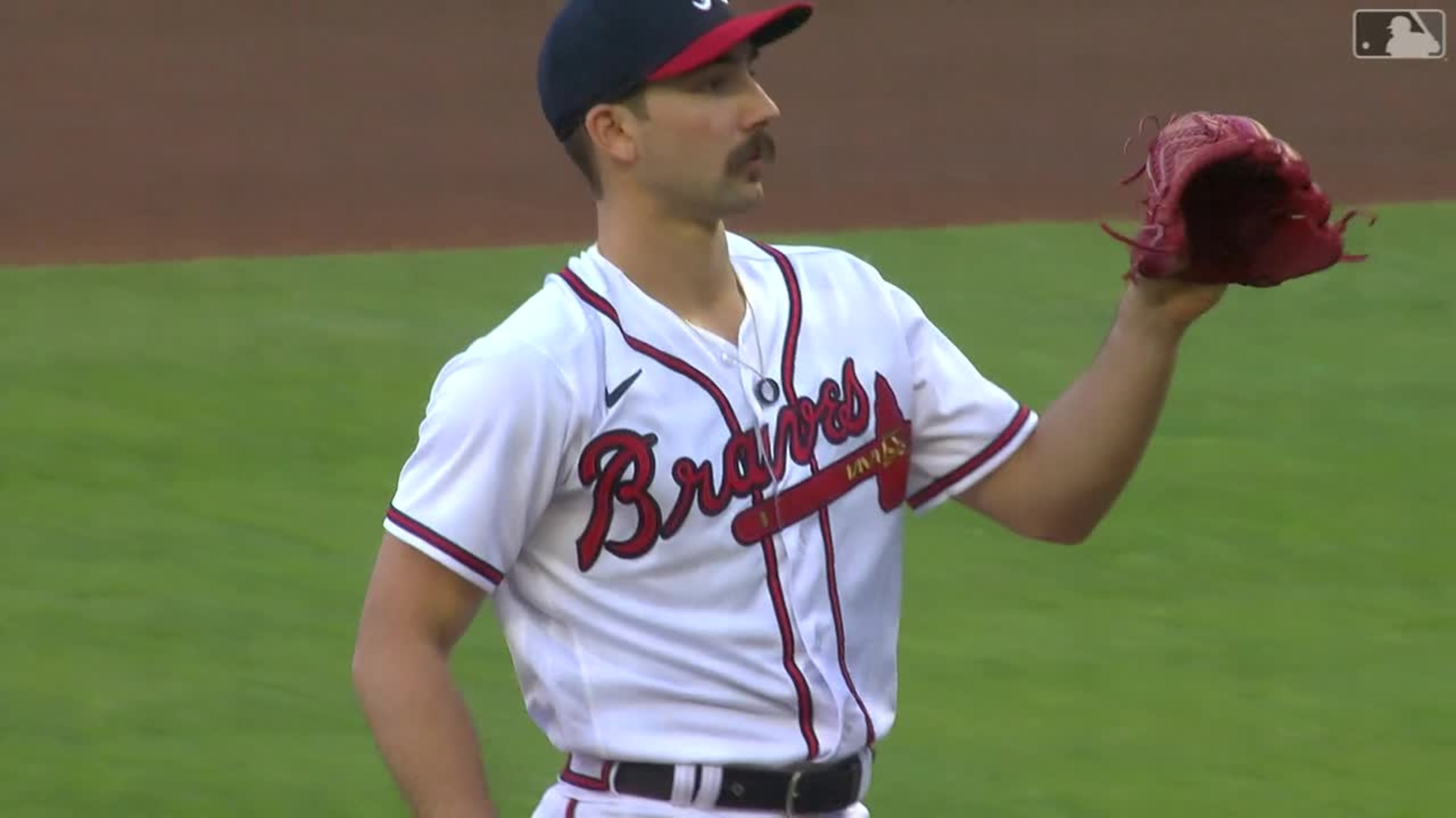 The Braves hit the home-run trifecta and everything's coming up