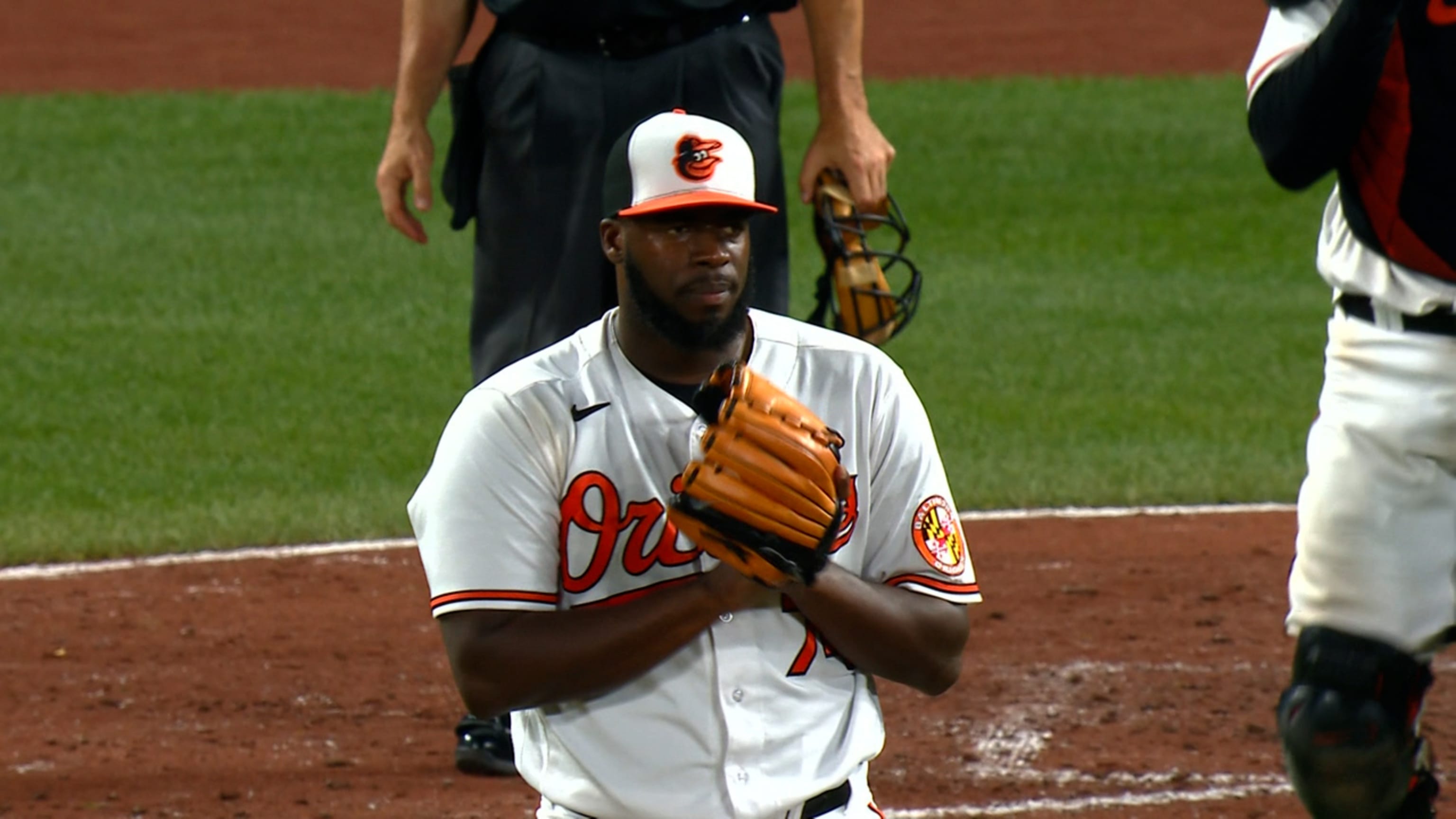 Orioles reliever Félix Bautista to undergo Tommy John surgery