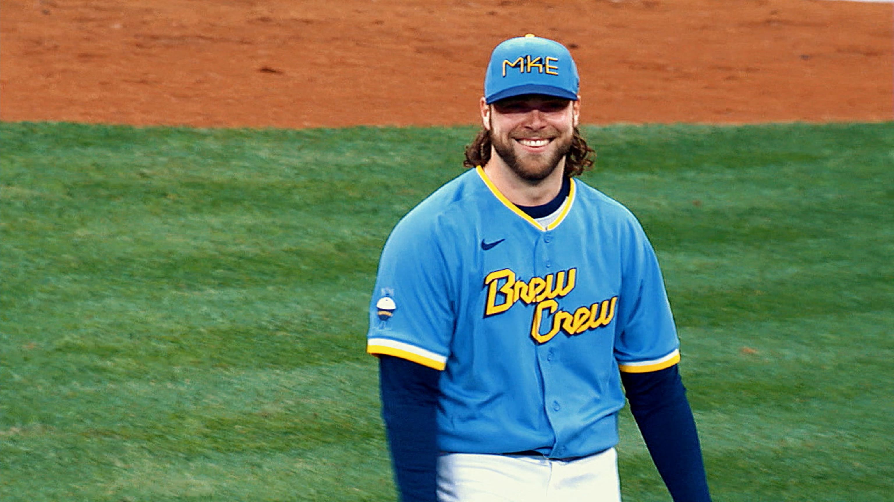 Corbin Burnes hints at Brewers' plans ahead of 2023 MLB trade deadline