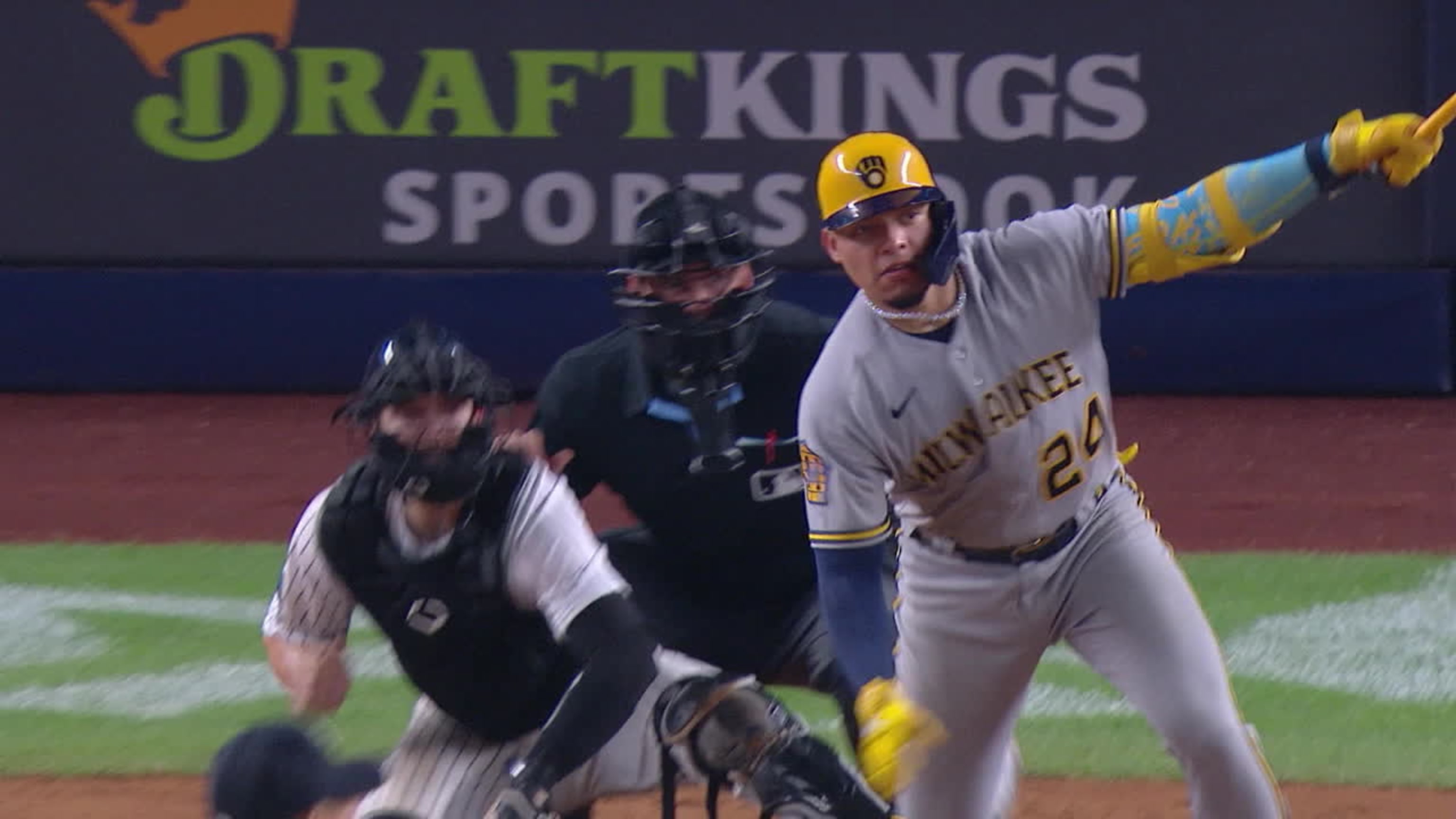 Contreras pega hit de la ventaja