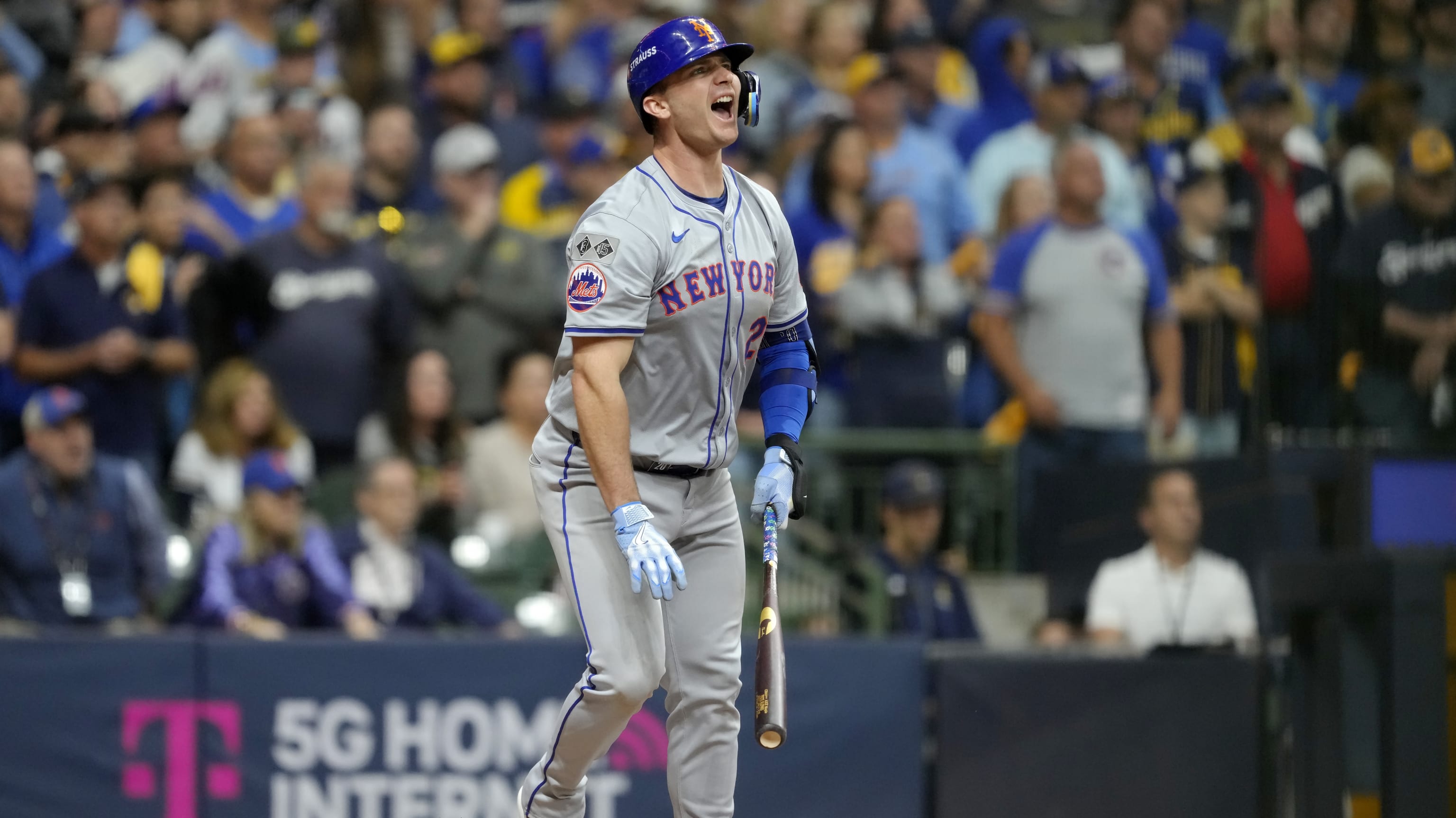 Pete Alonso becomes a free agent
