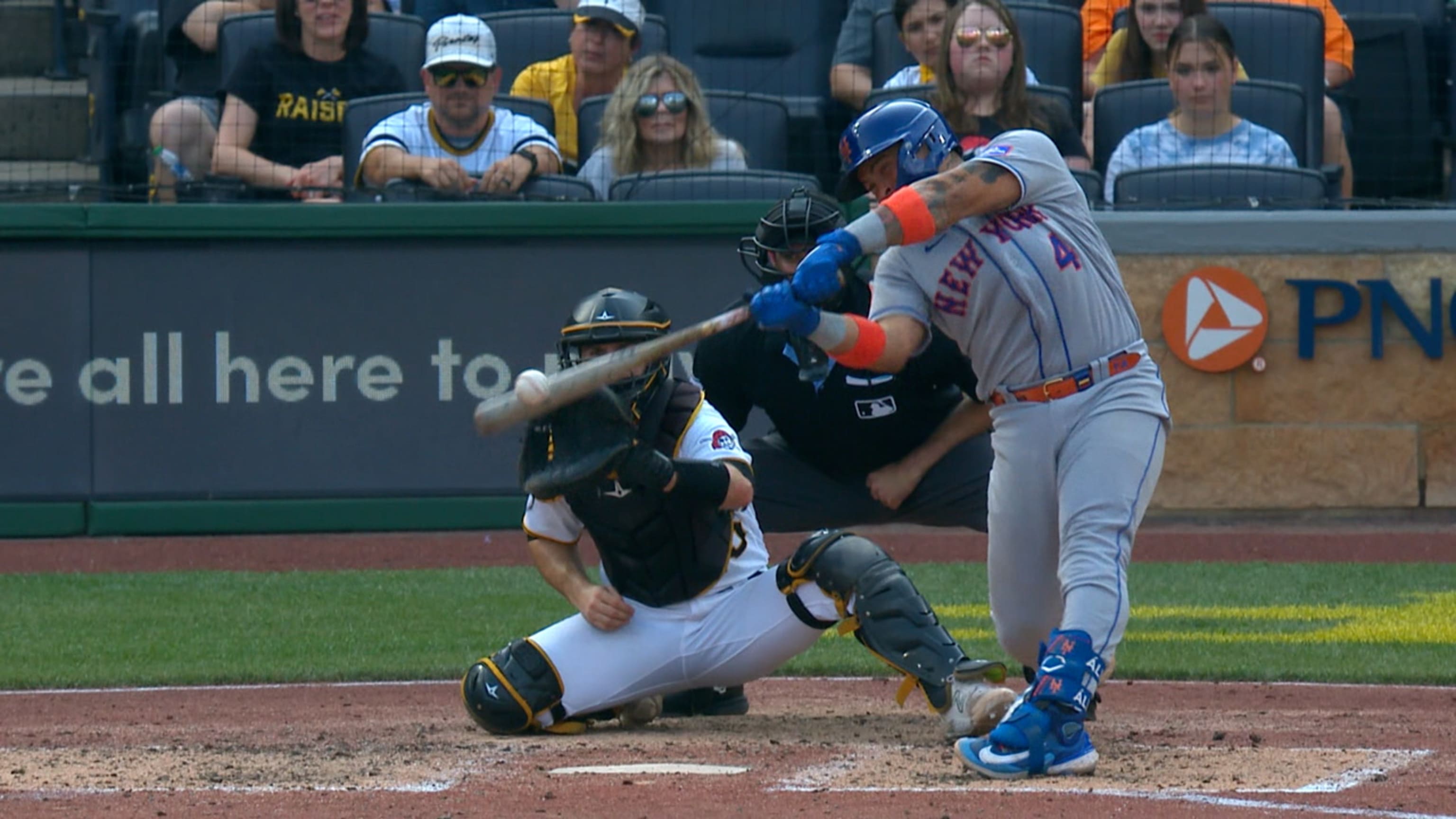 Mark Canha helps Mets beat Pirates, snap 7-game skid