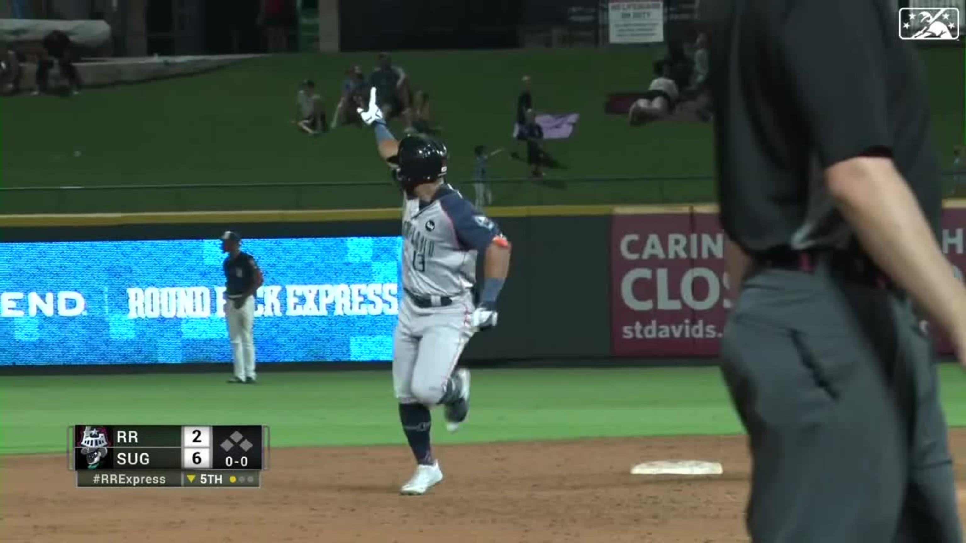 Pedro León's two-run home run
