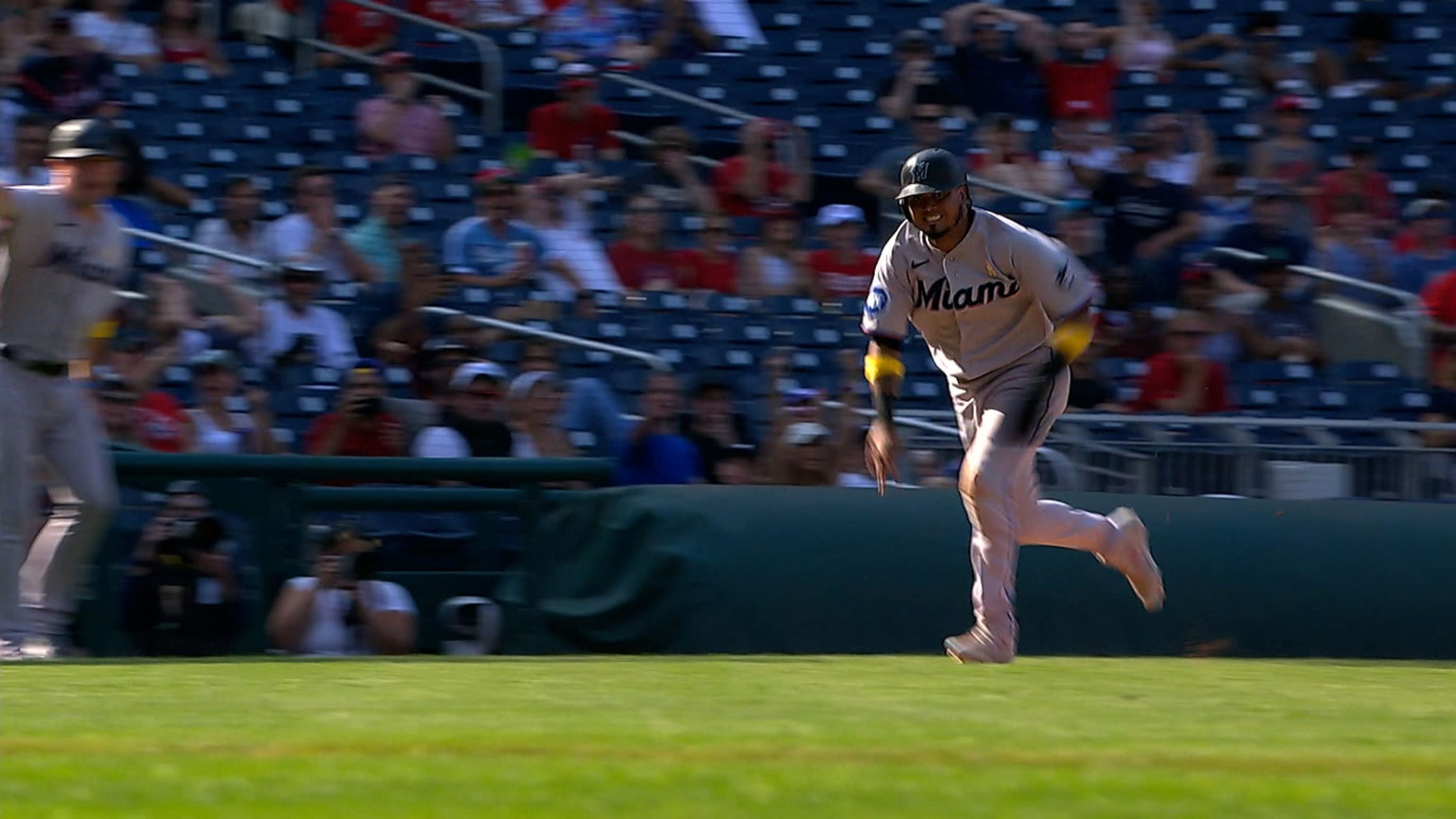 Marlins pile up 10 hits, 3 steals against Nats' Josiah Gray in win - Fish  Stripes