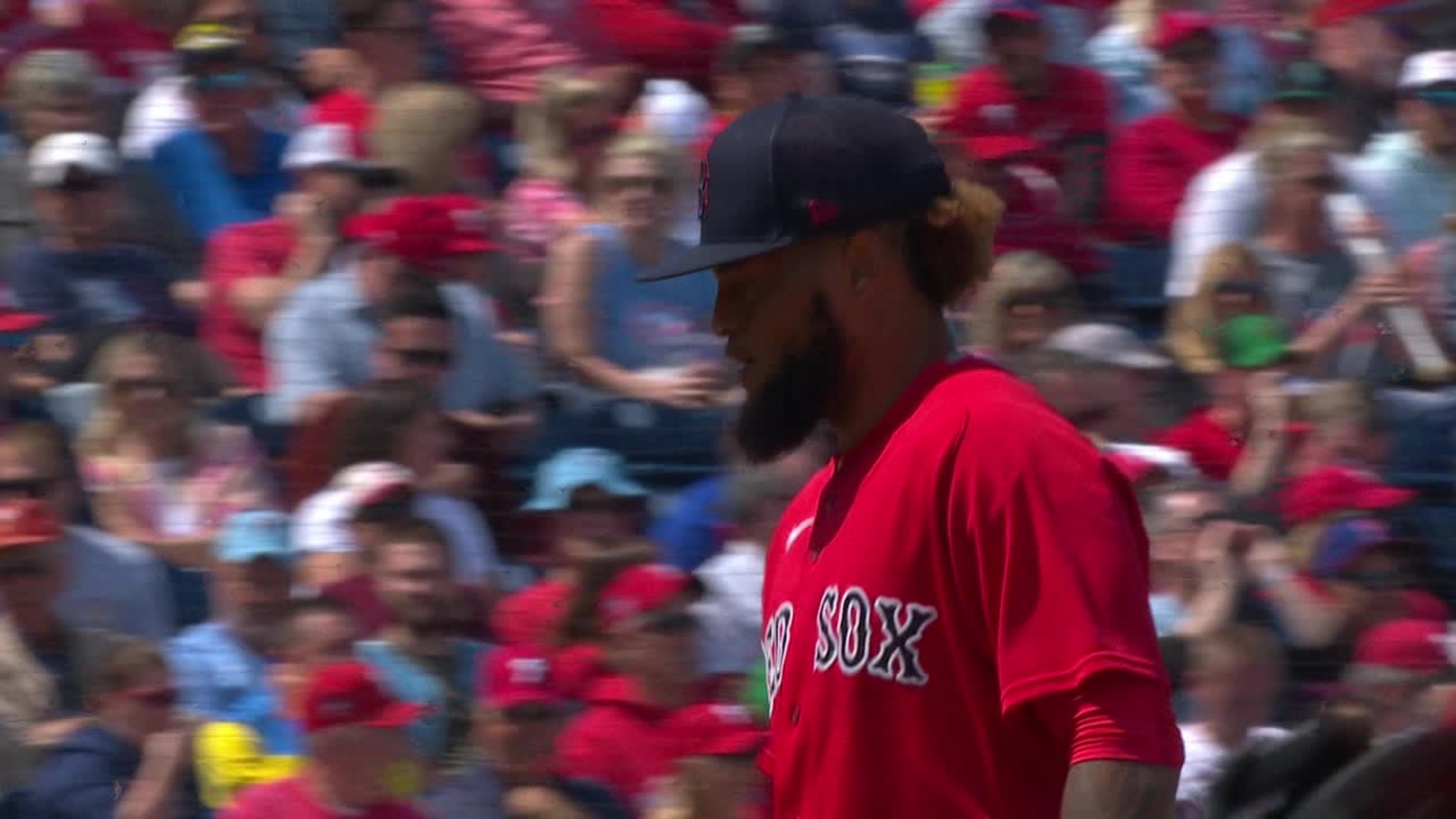 Luis Guerrero poncha a dos