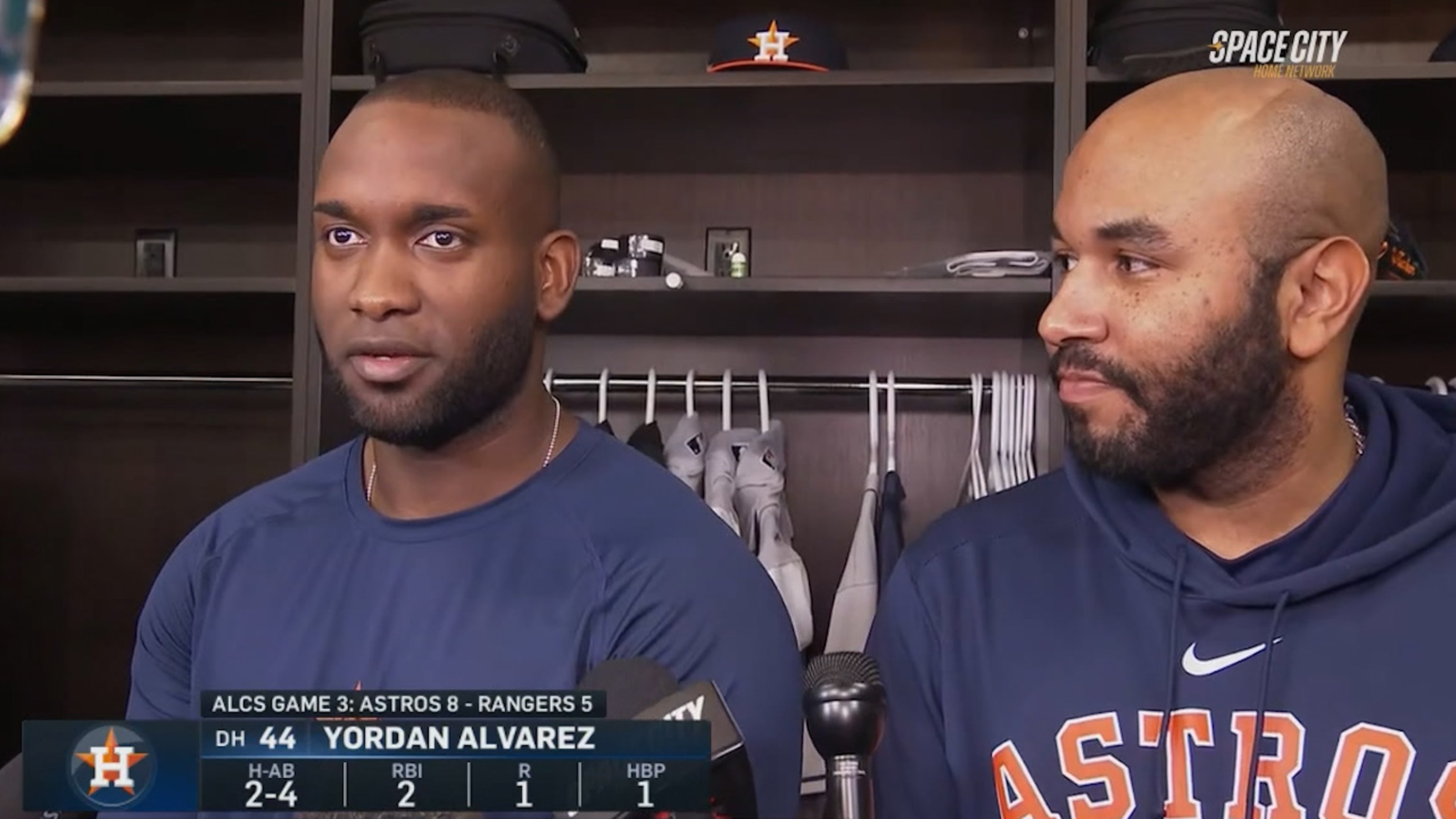 Astros' Yordan Alvarez speaks with 'MLB on FOX' crew about Game 3 win over  Rangers in ALCS