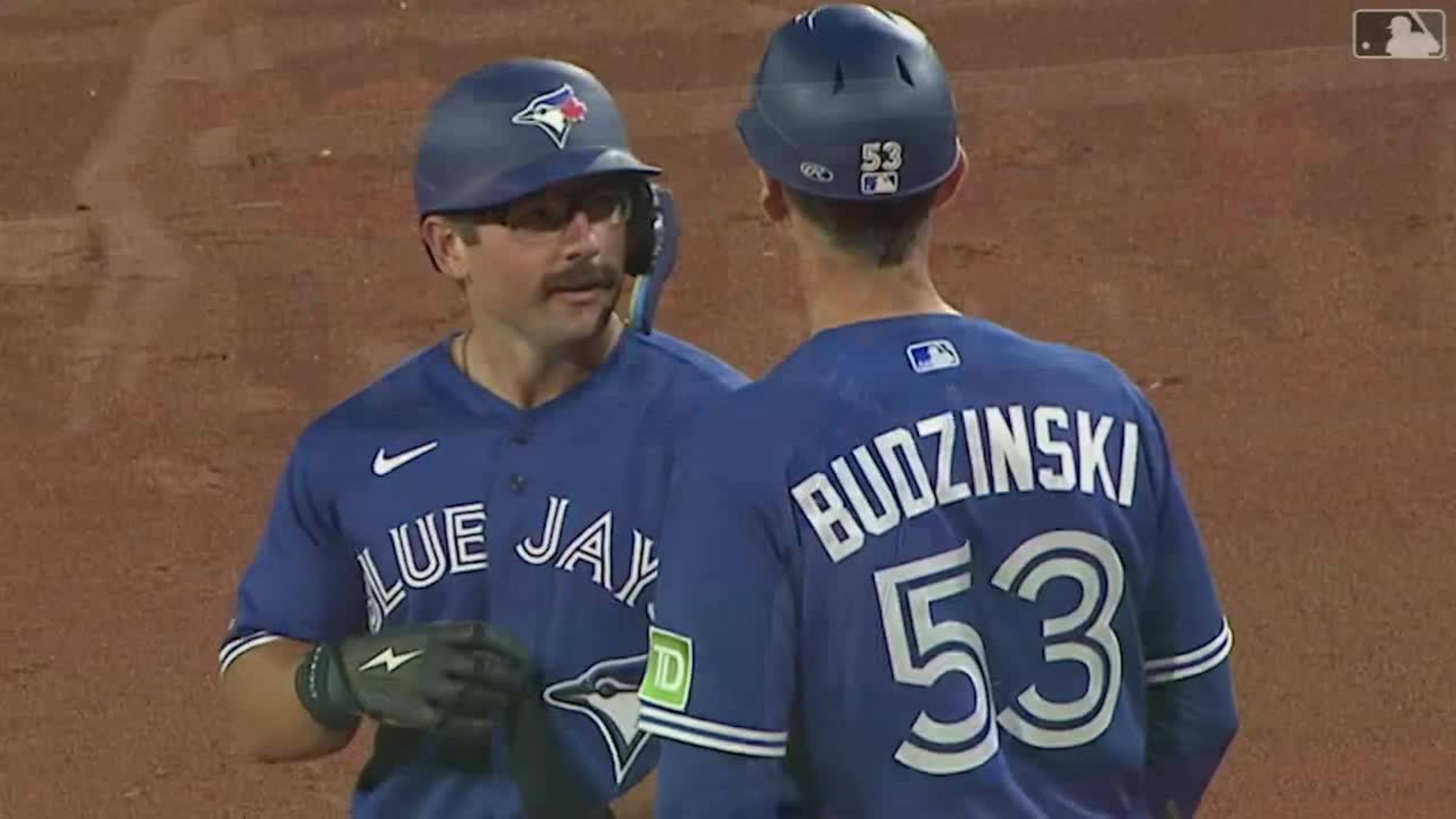 Toronto Blue Jays Davis Schneider ties record for most hits in a