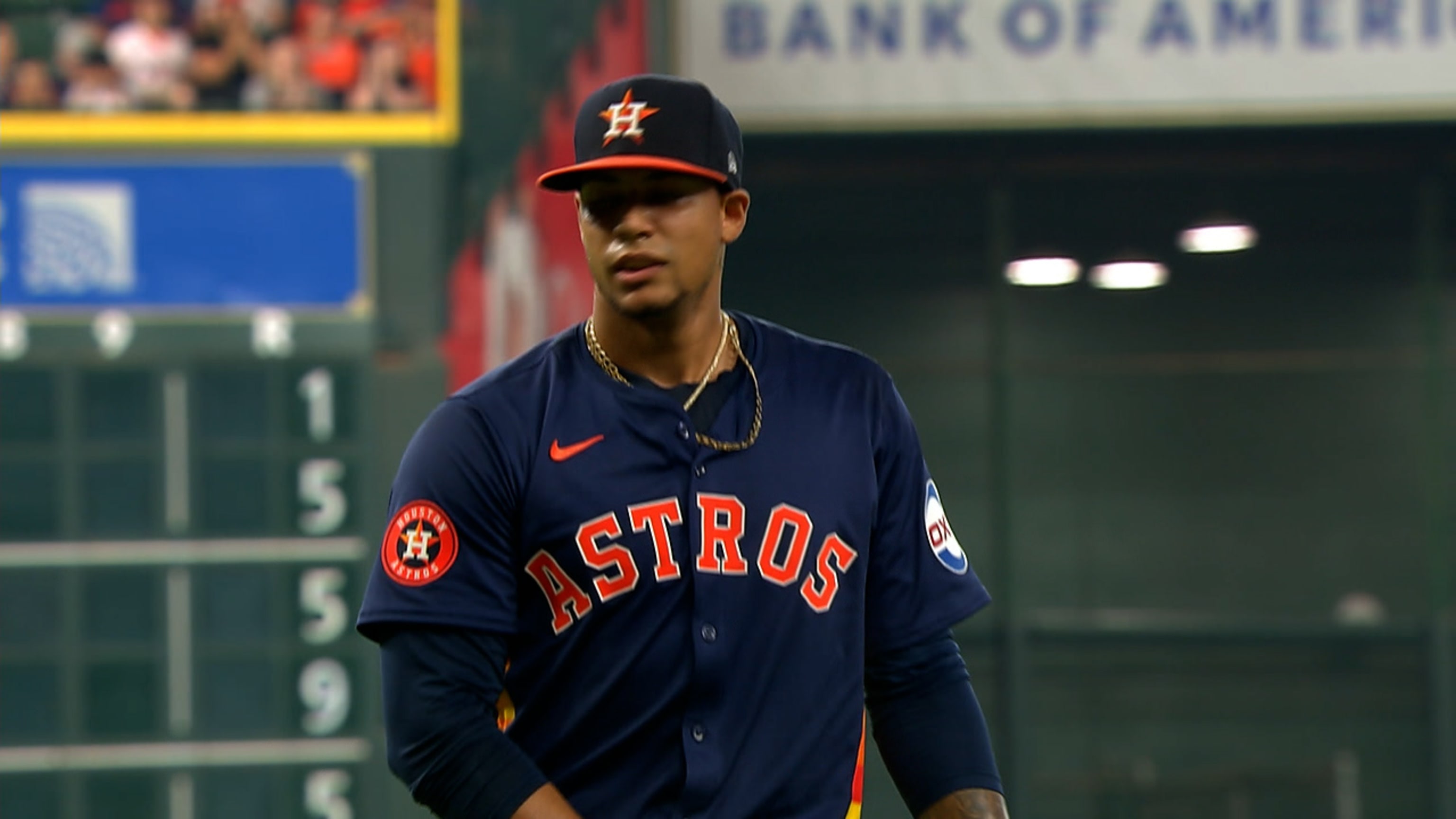 Bryan Abreu's journey from basketball to baseball