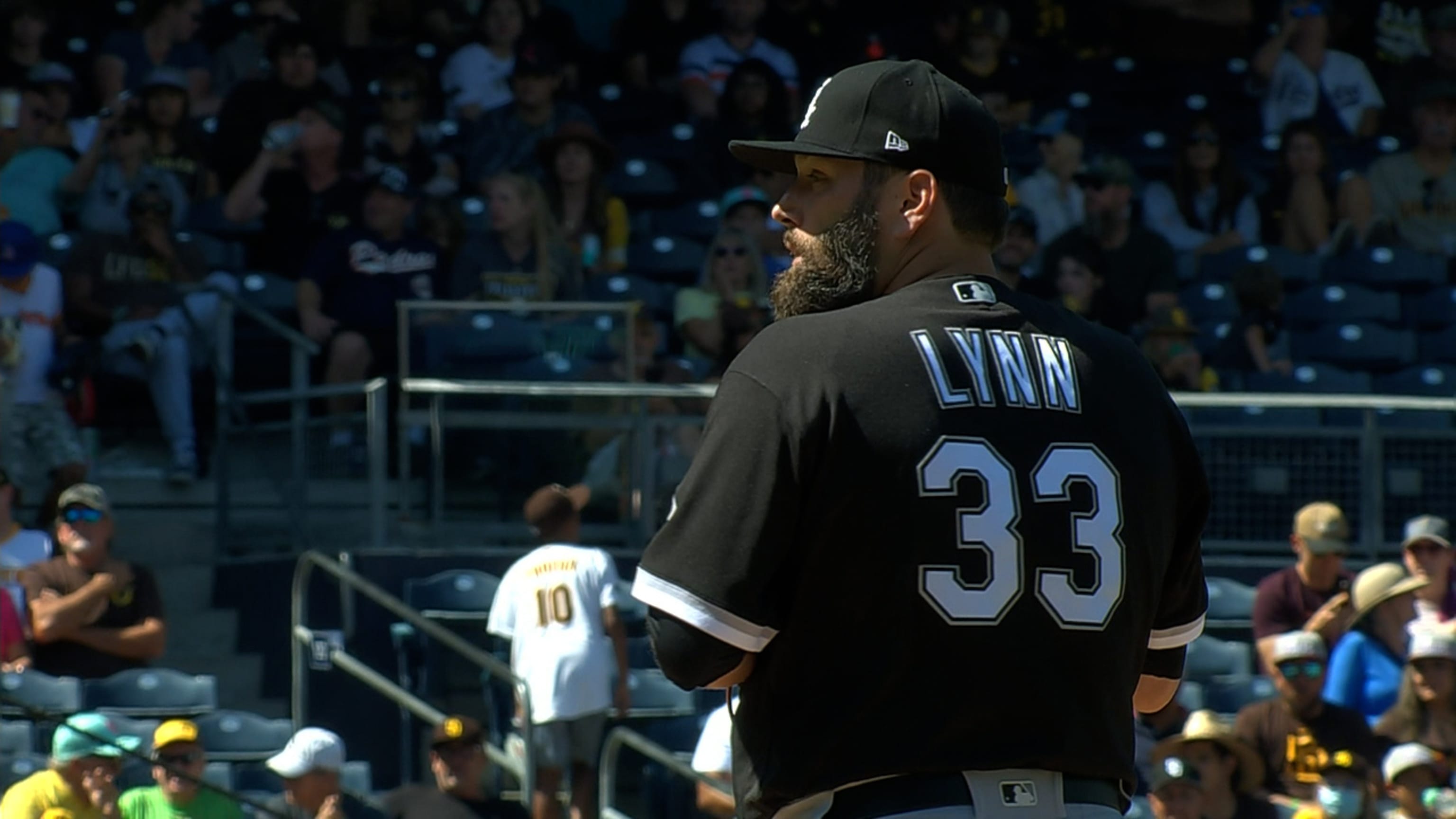 A.J. Pierzynski to Lance Lynn: 'WTF is going on' with White Sox?