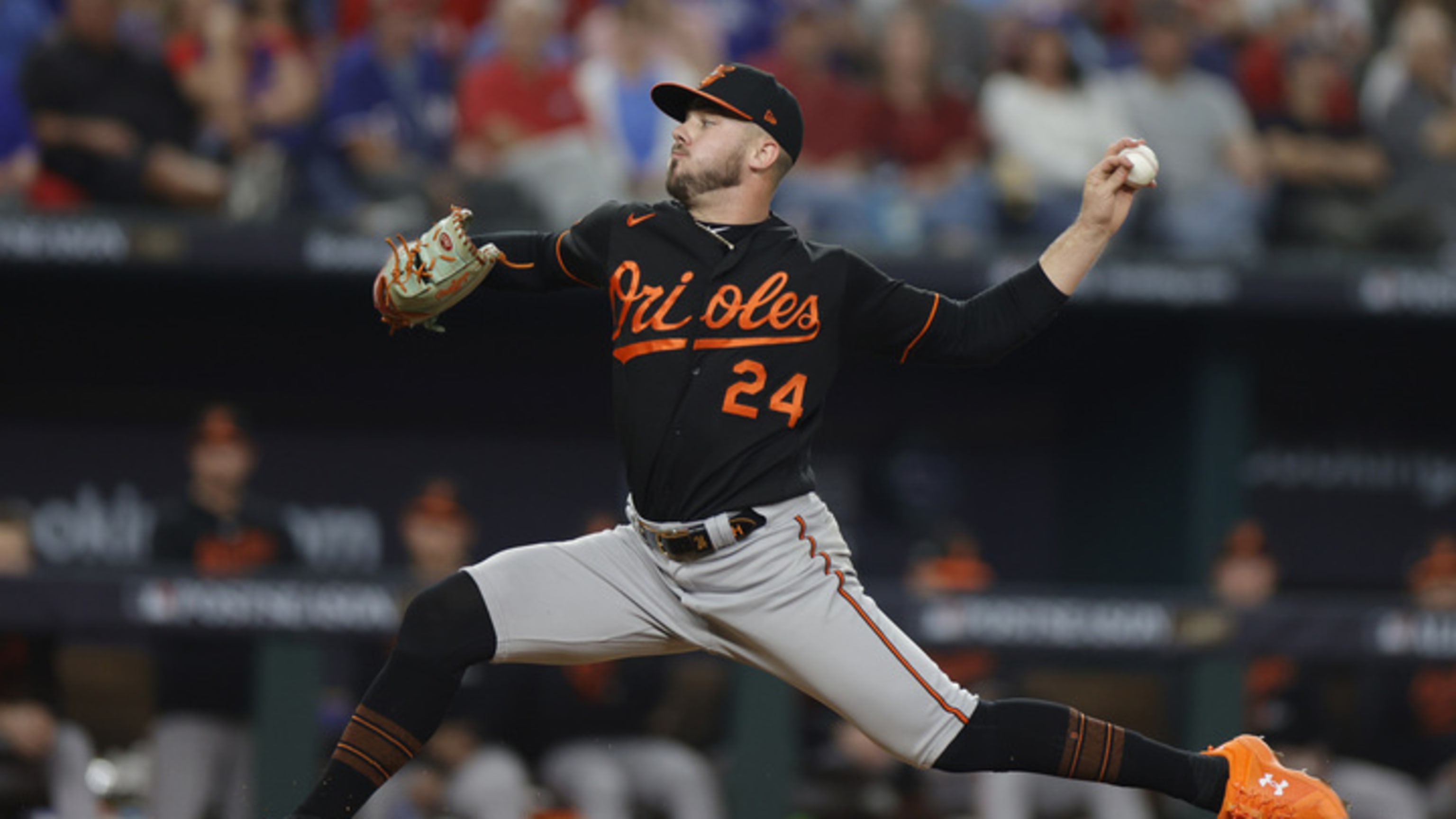 Orioles claim 1st-ever season series sweep of Rangers