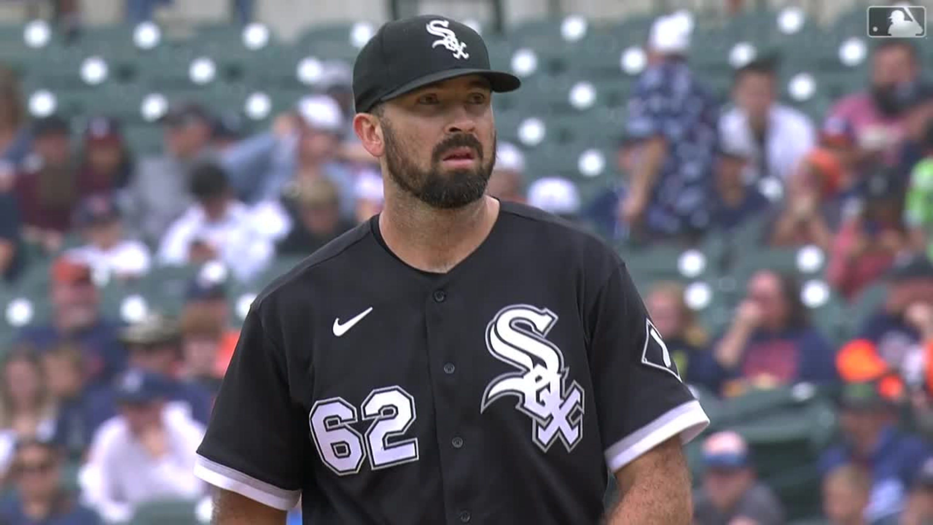 White Sox look to future after loss to Tigers