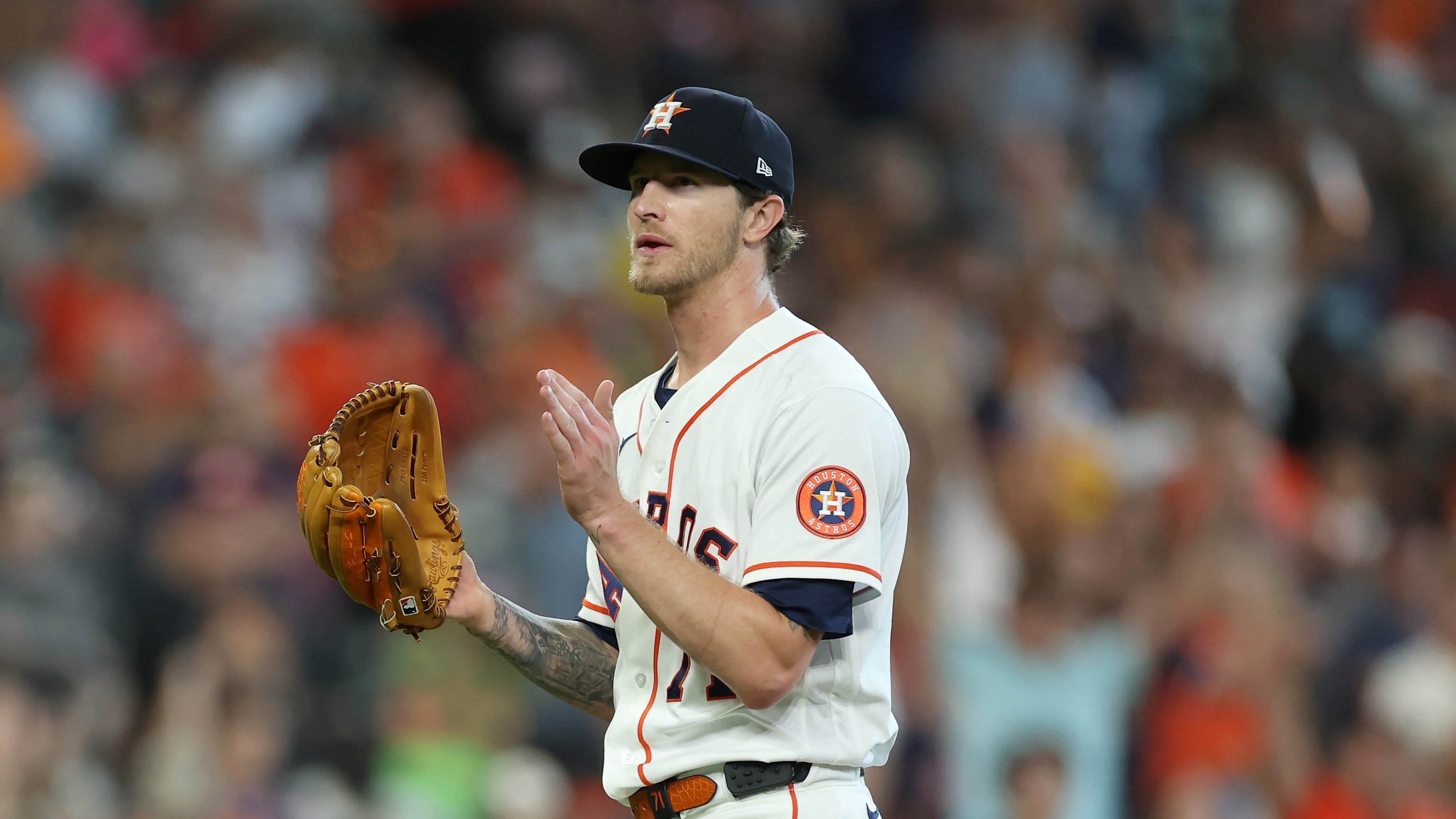 Josh Hader obtiene el salvado