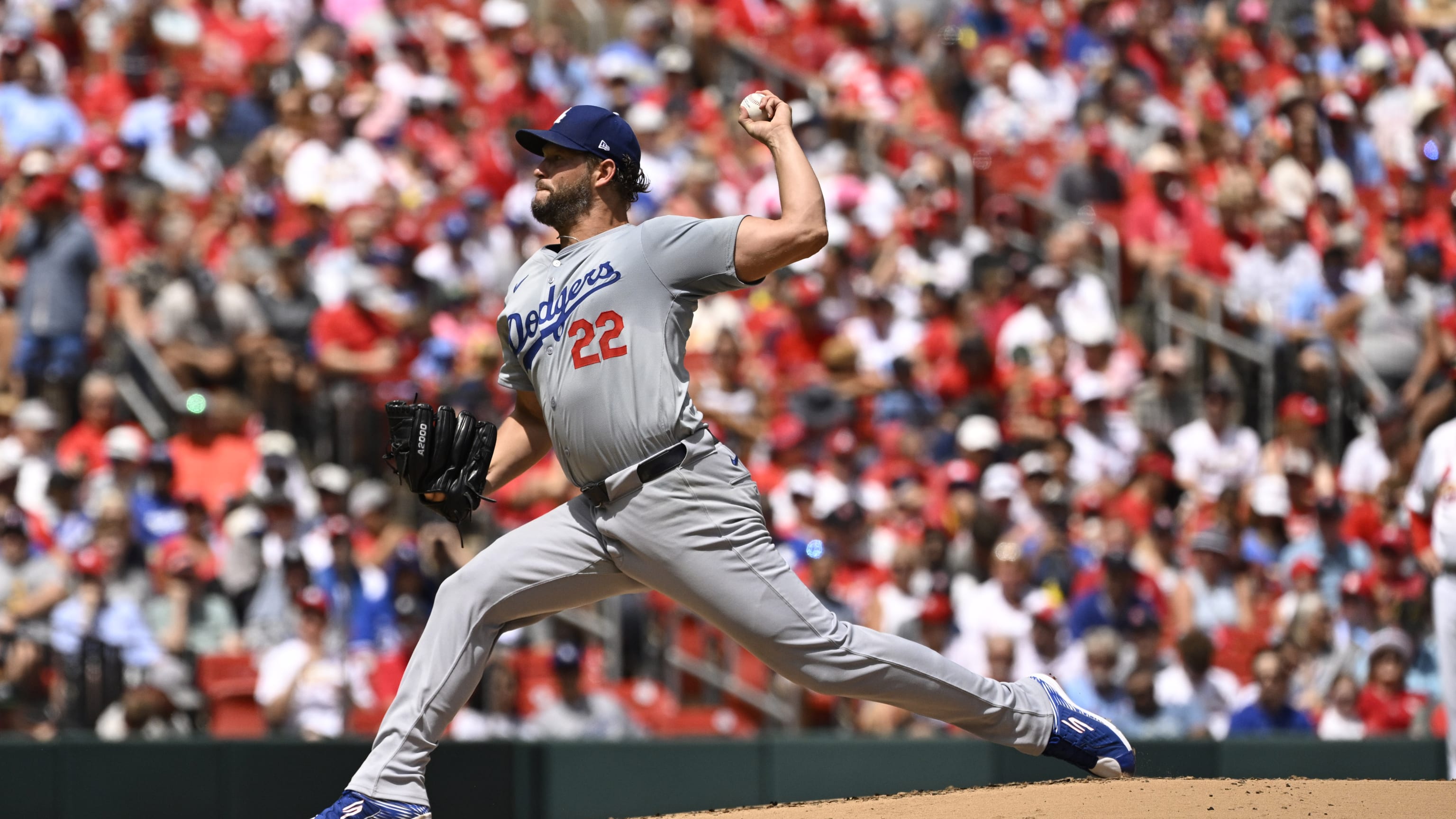 Clayton Kershaw throws six scoreless innings in Dodgers' win