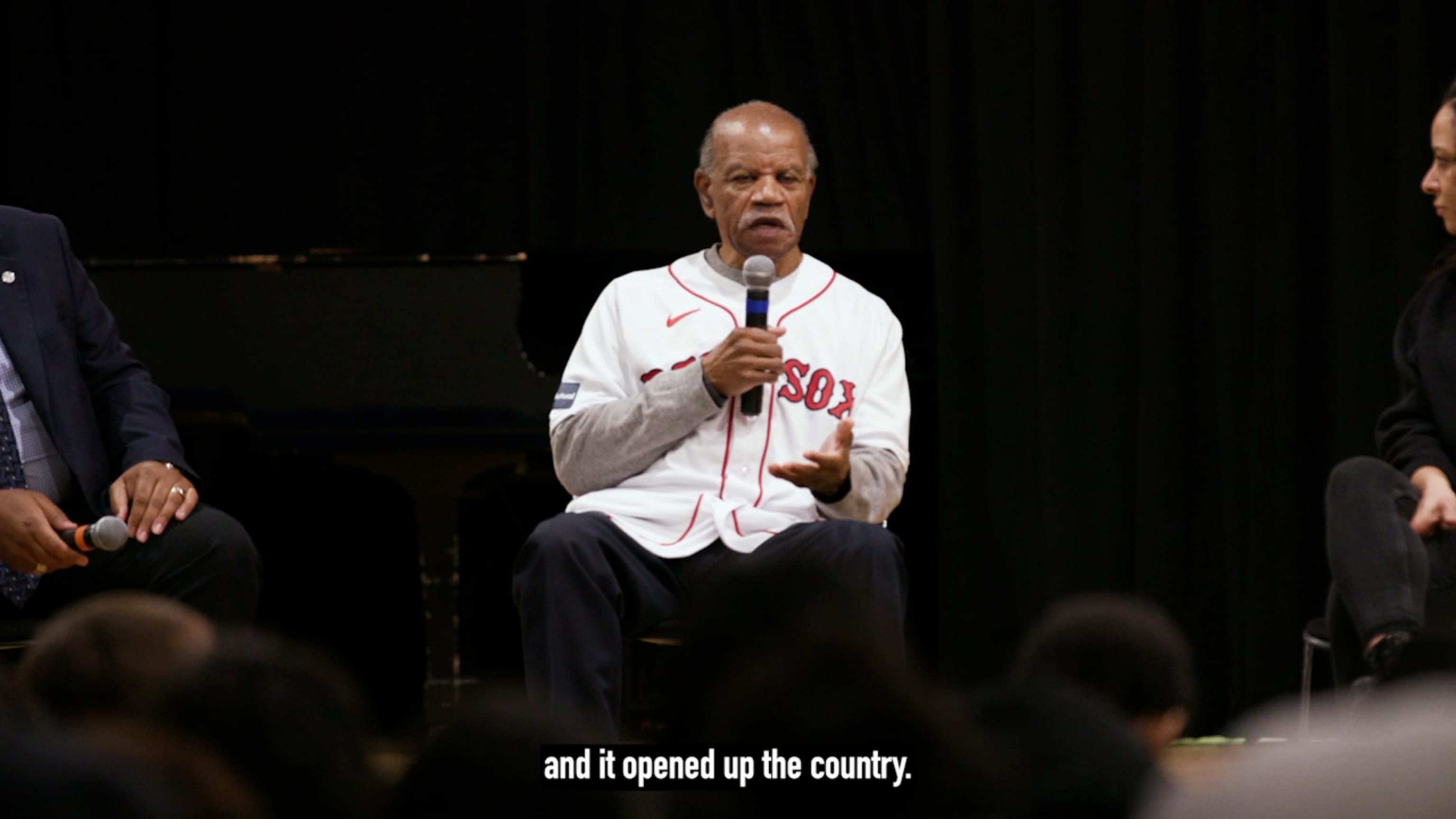 Brewers, MLB celebrate Jackie Robinson Day