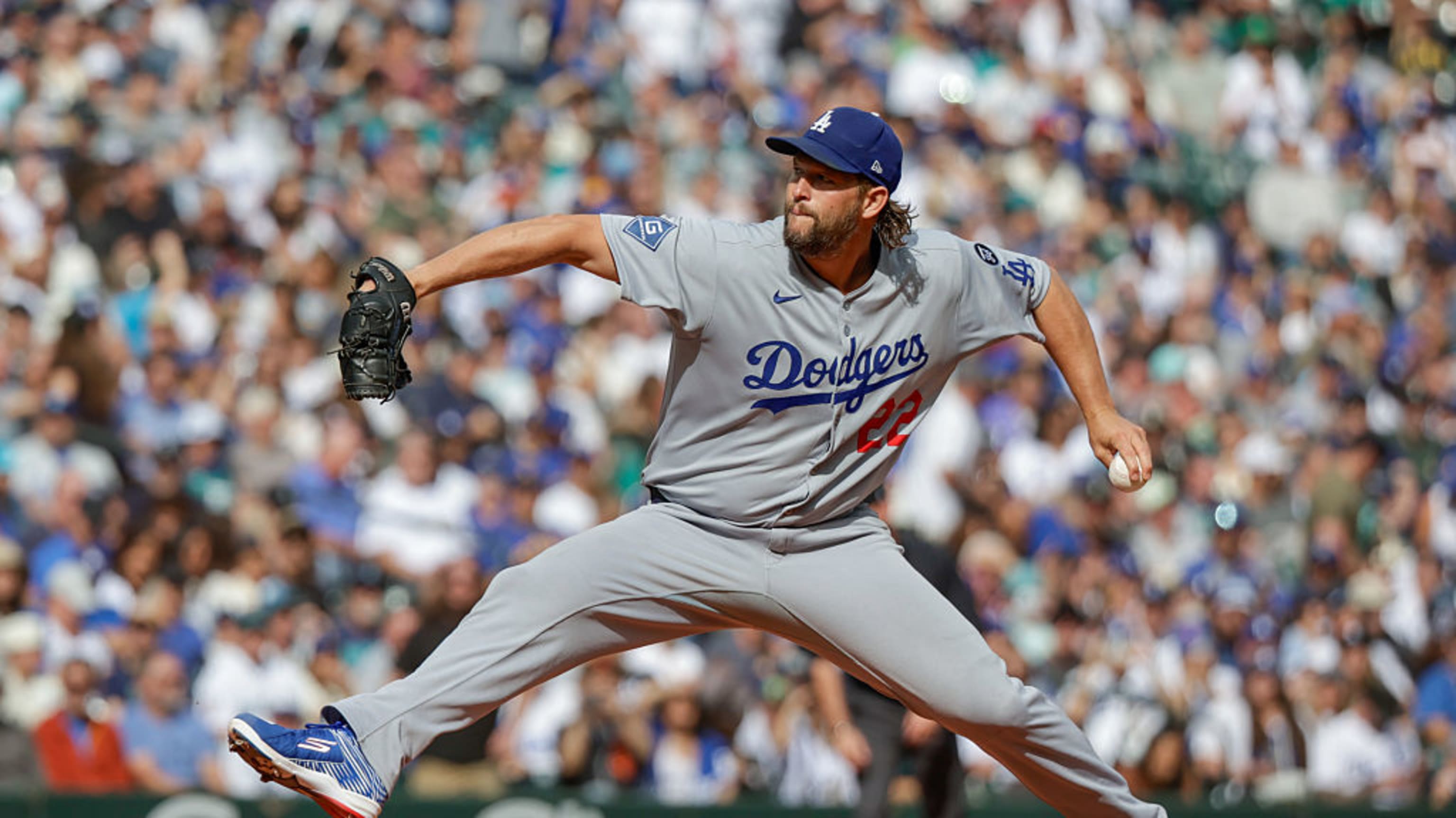 Clayton Kershaw makes final regular-season start, pulled by