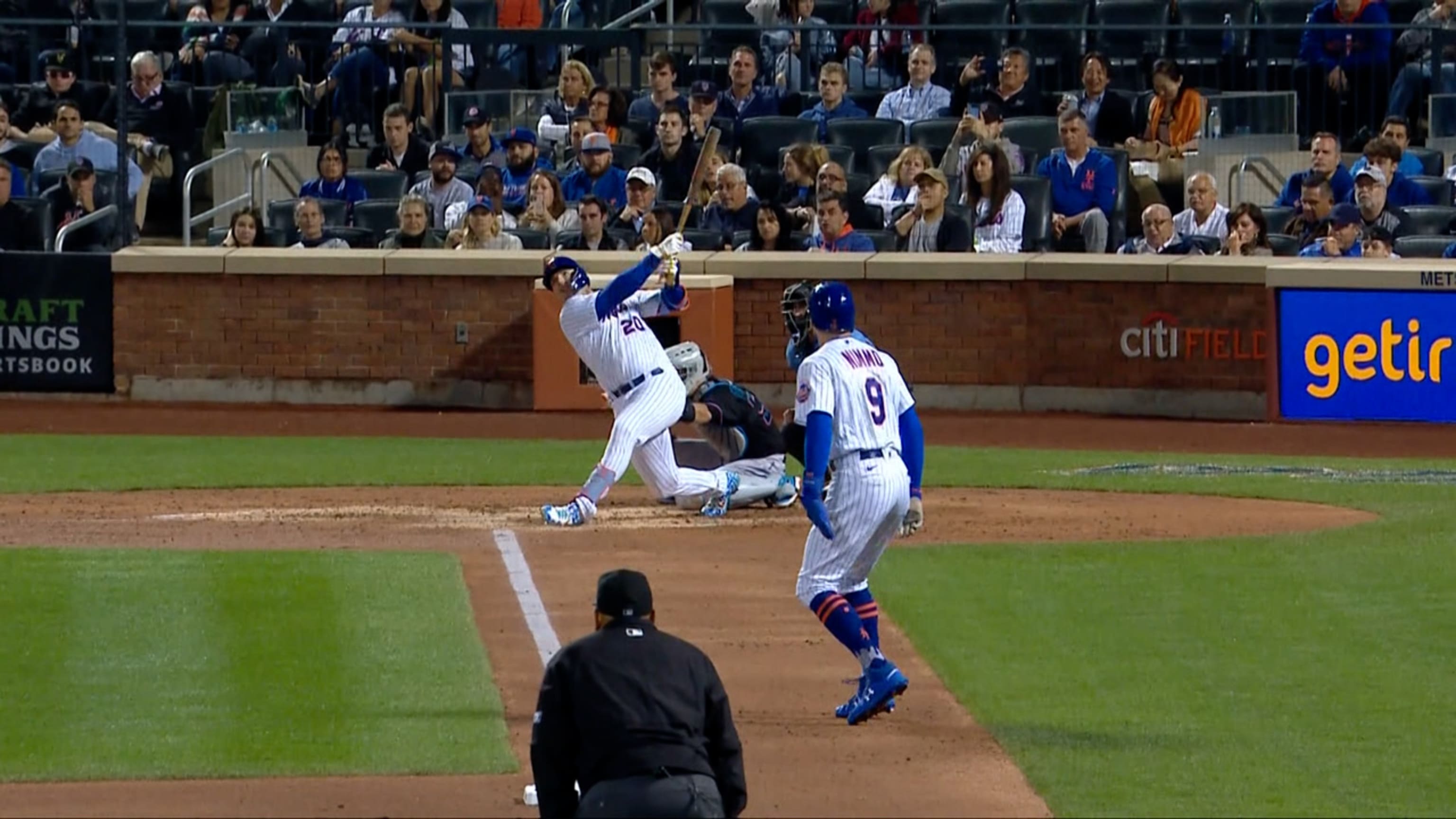 HR de 3 rayas de Pete Alonso