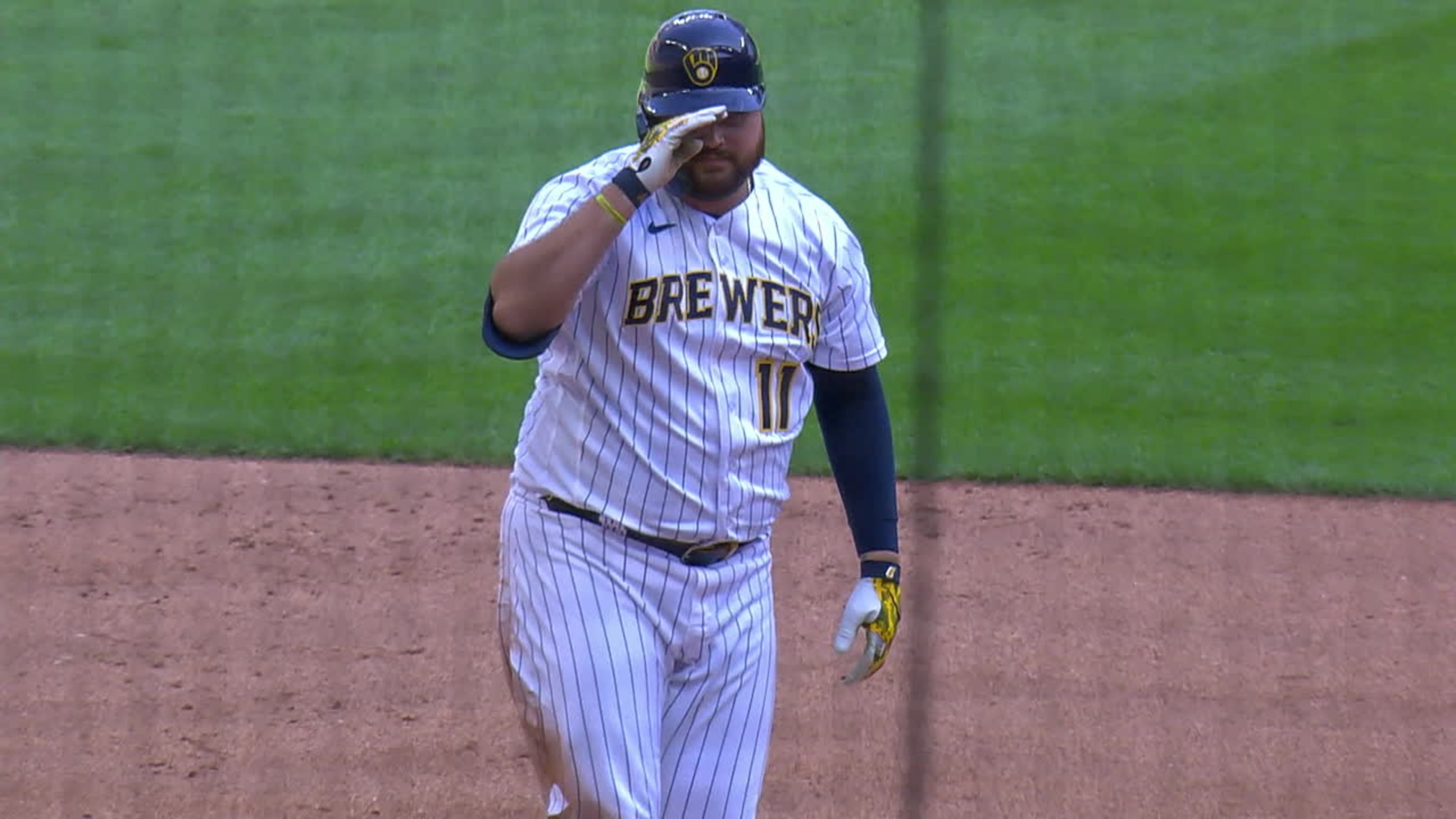 Rowdy Tellez in line to snap wild, years-long streak for Brewers