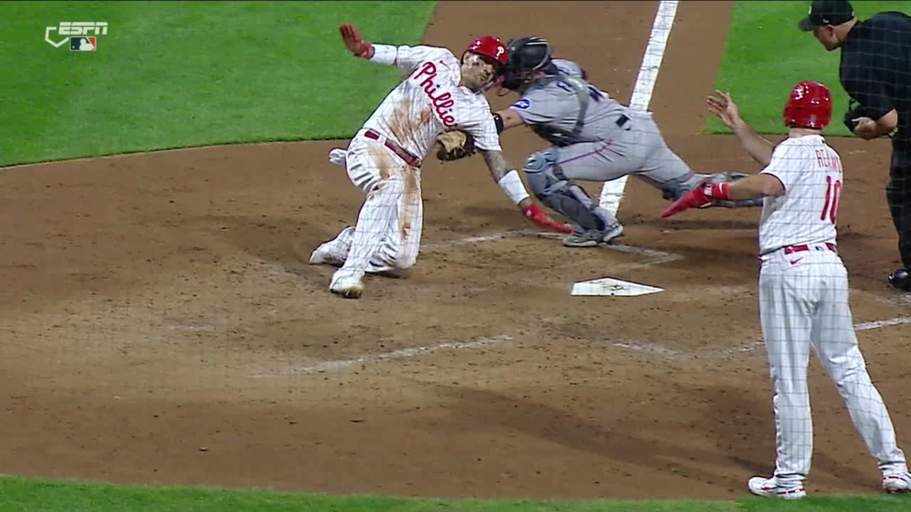 Chisholm Jr. nabs Castellanos 