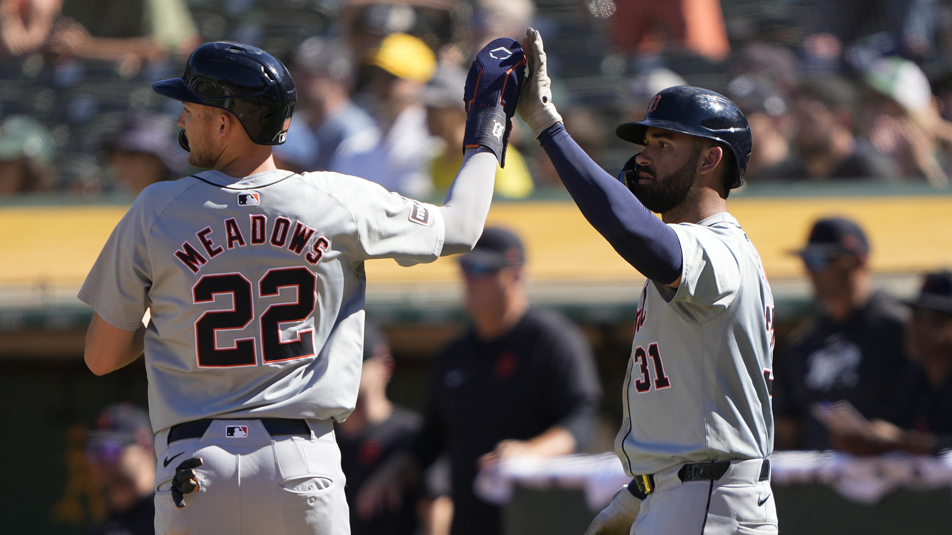 Tigers score six runs in the 8th