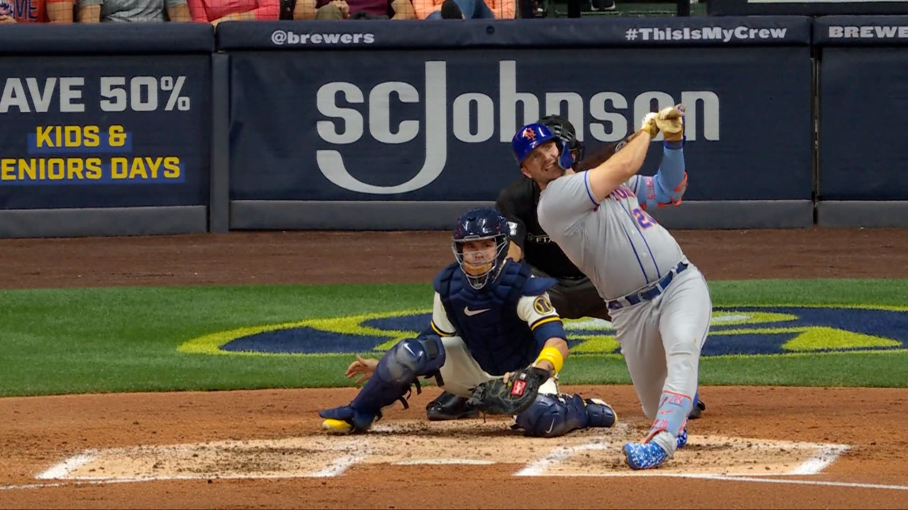 Pete Alonso pega HR de 3 rayas