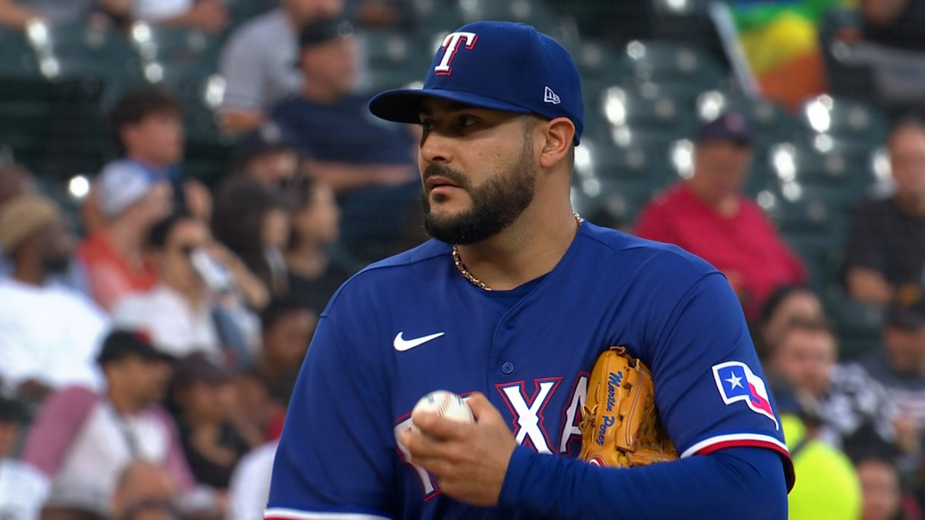 Texas Rangers sticking with Rougned Odor despite poor play