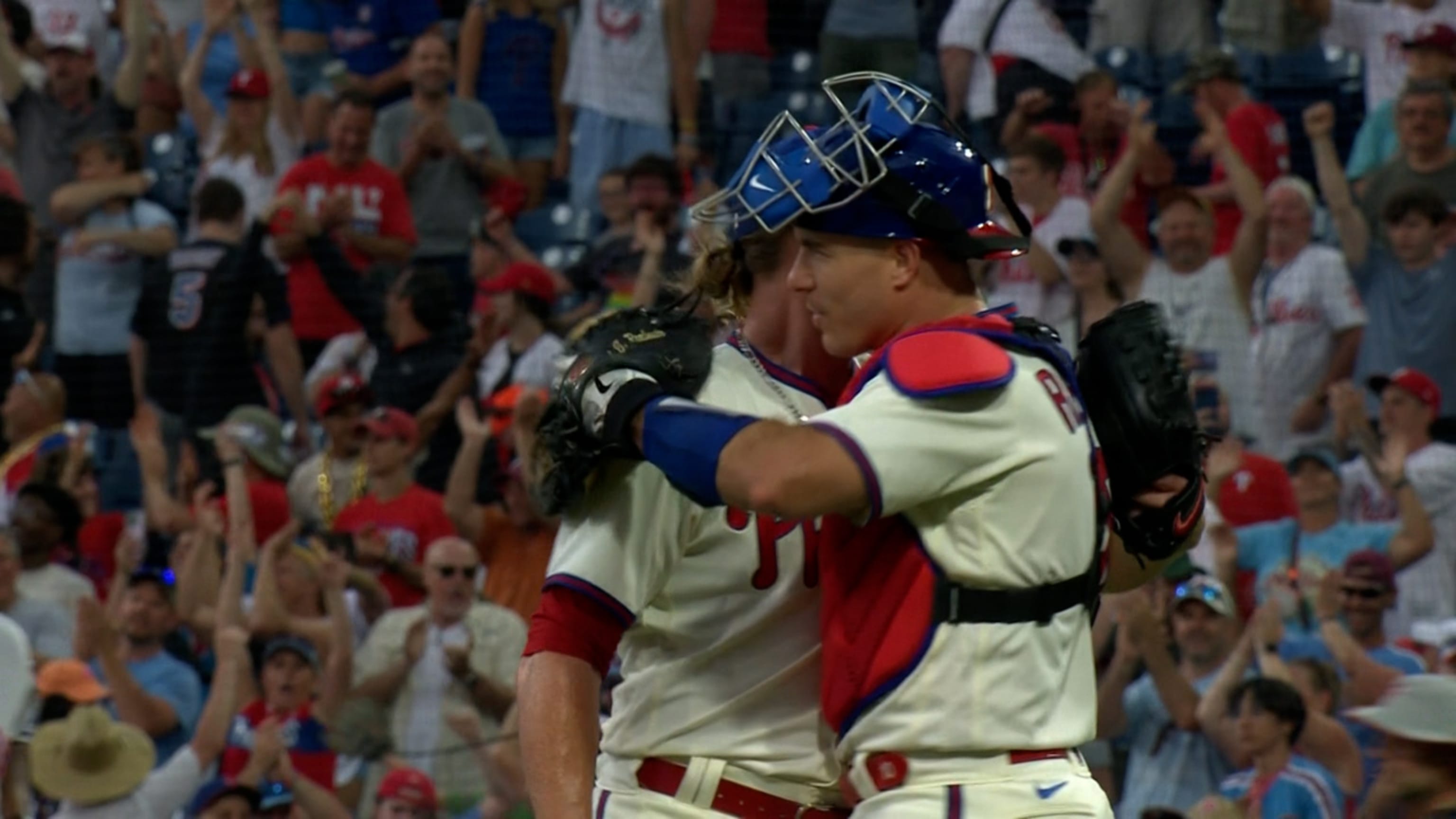 Kimbrel locks down the win