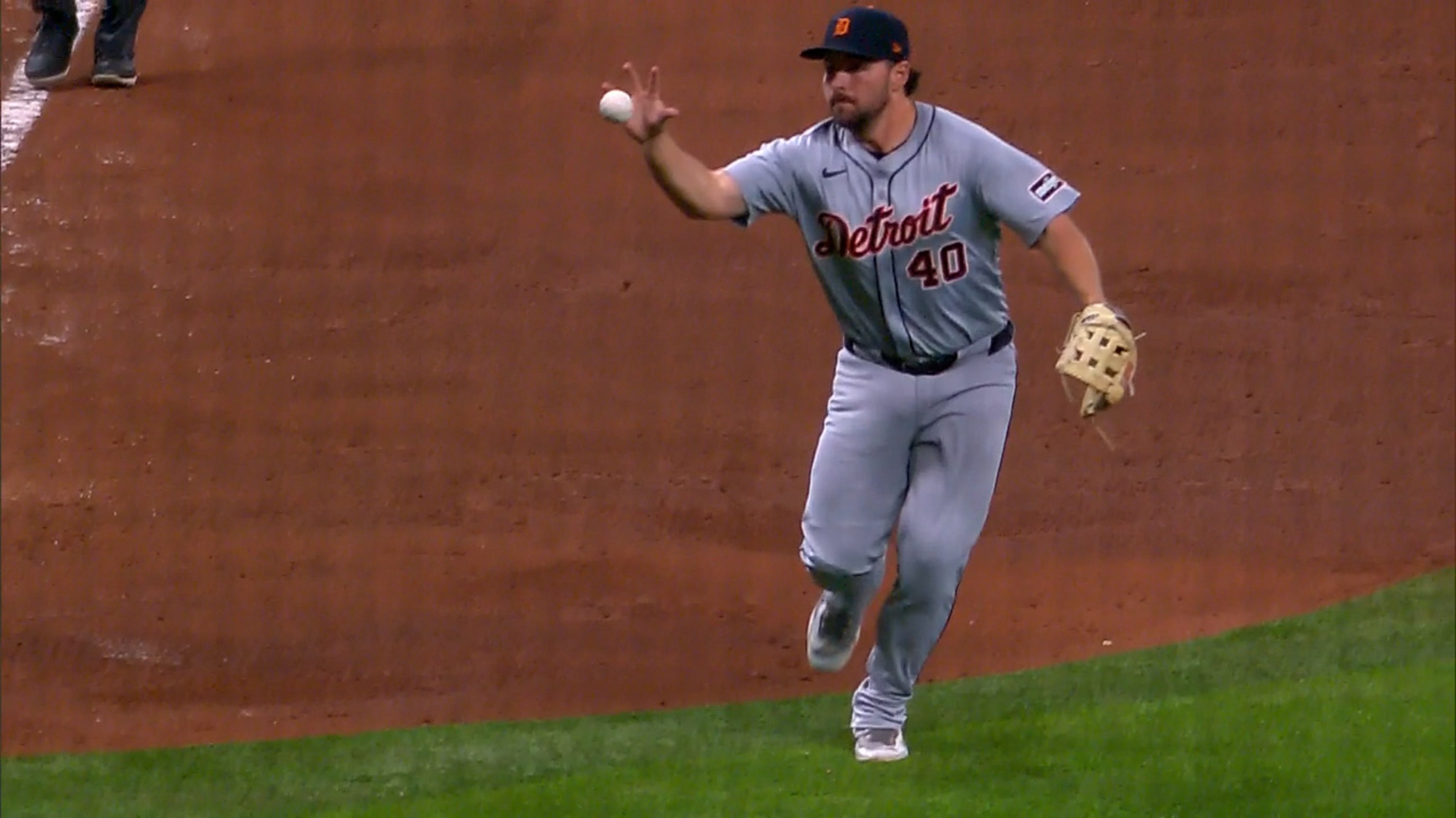 Buddy Kennedy's slick barehanded play