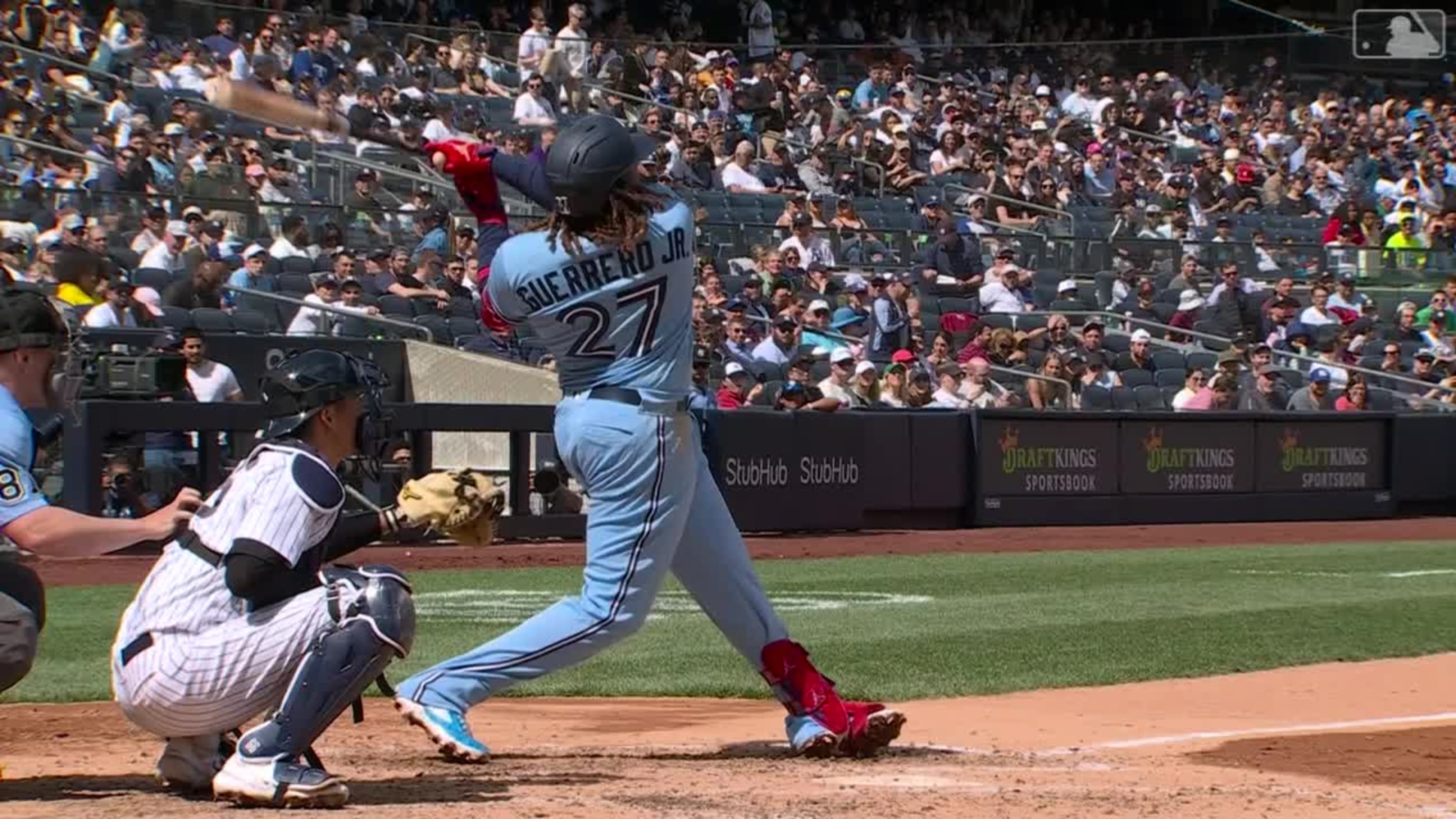 Guerrero Jr. pega HR de 2 rayas