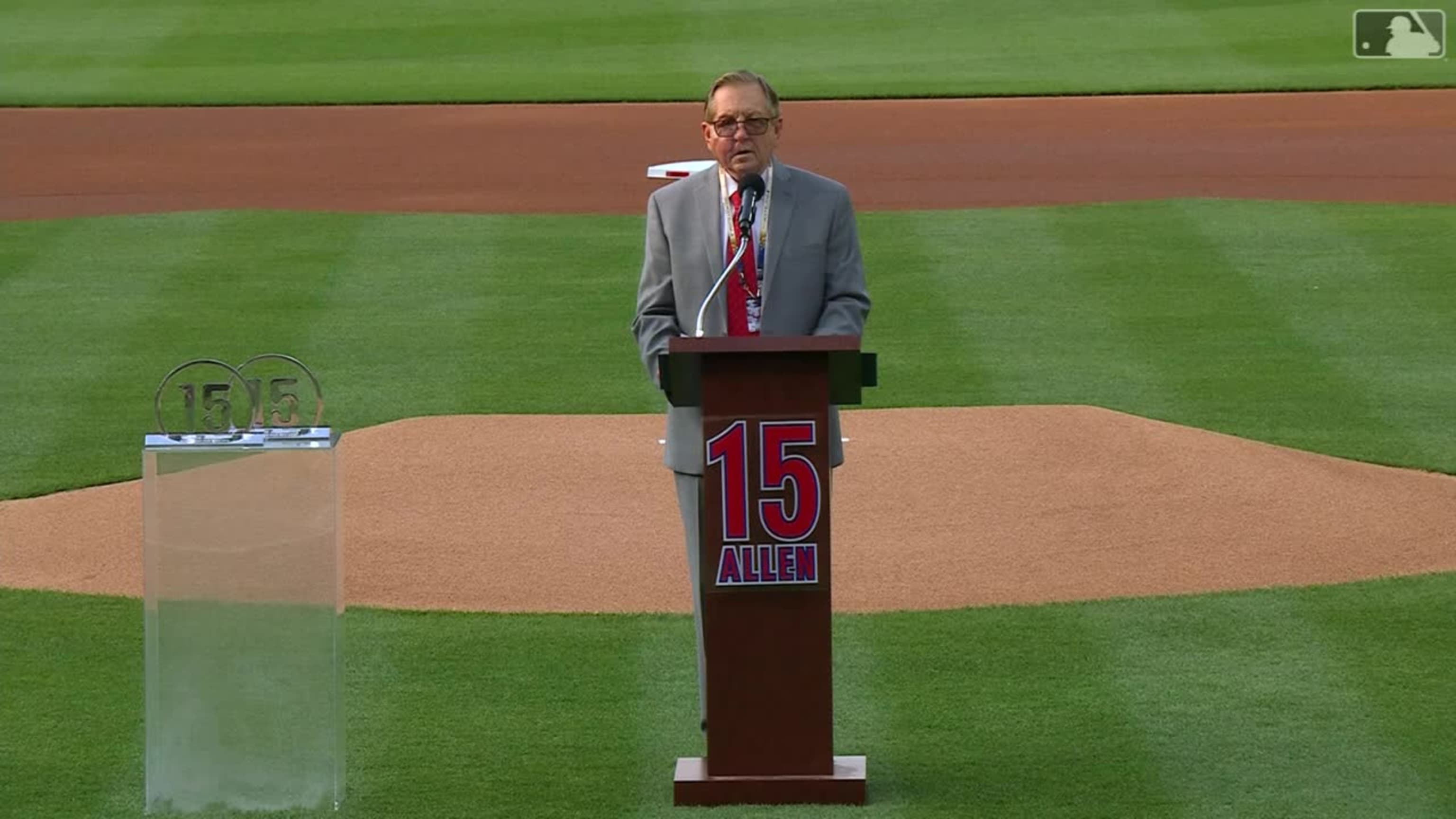Phillies and City of Philadelphia honor Dick Allen with field dedication