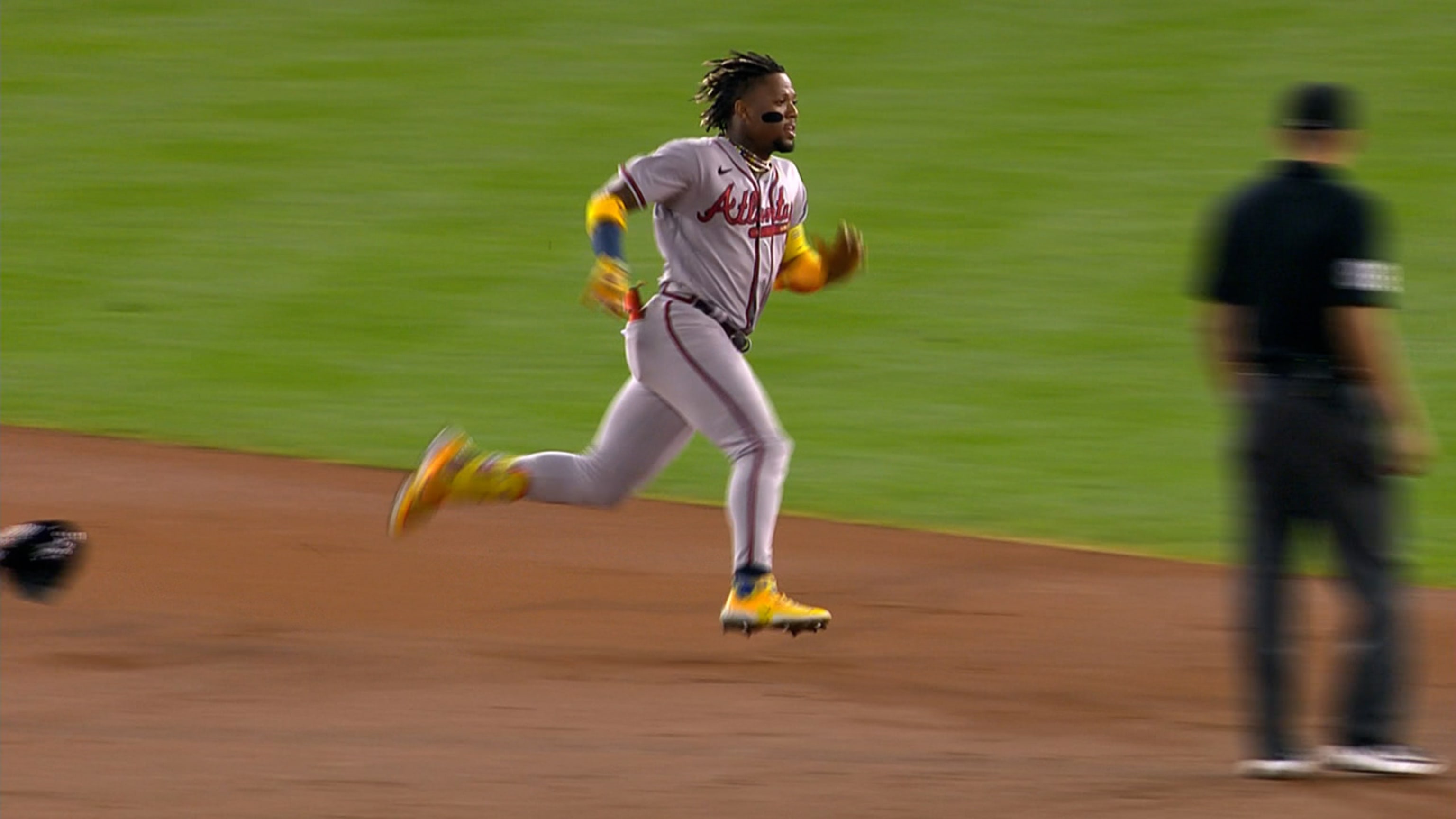 Triple de Ronald Acuña Jr