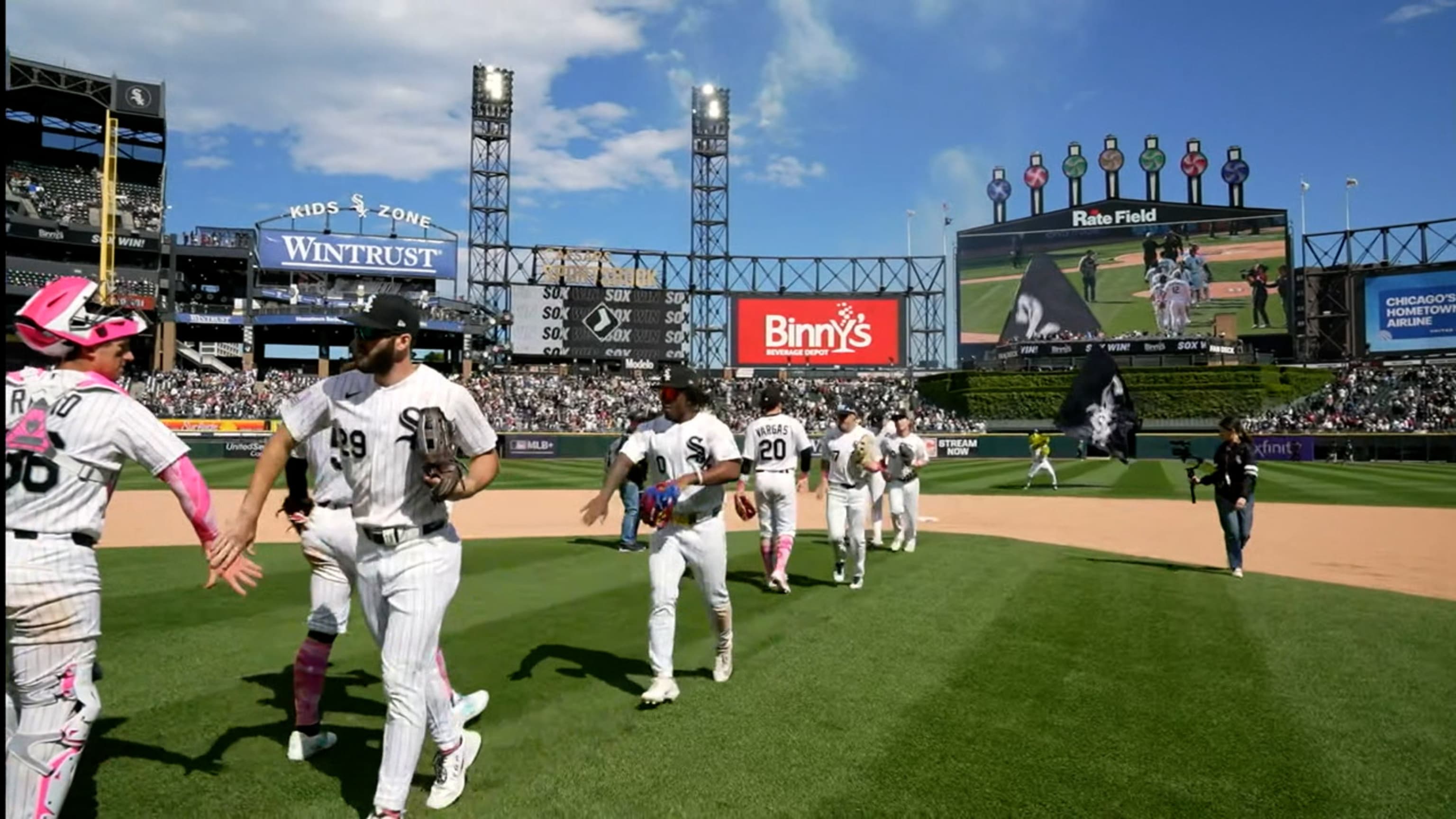 Seranthony Domínguez secures save with groundout Photo: MLB.com
