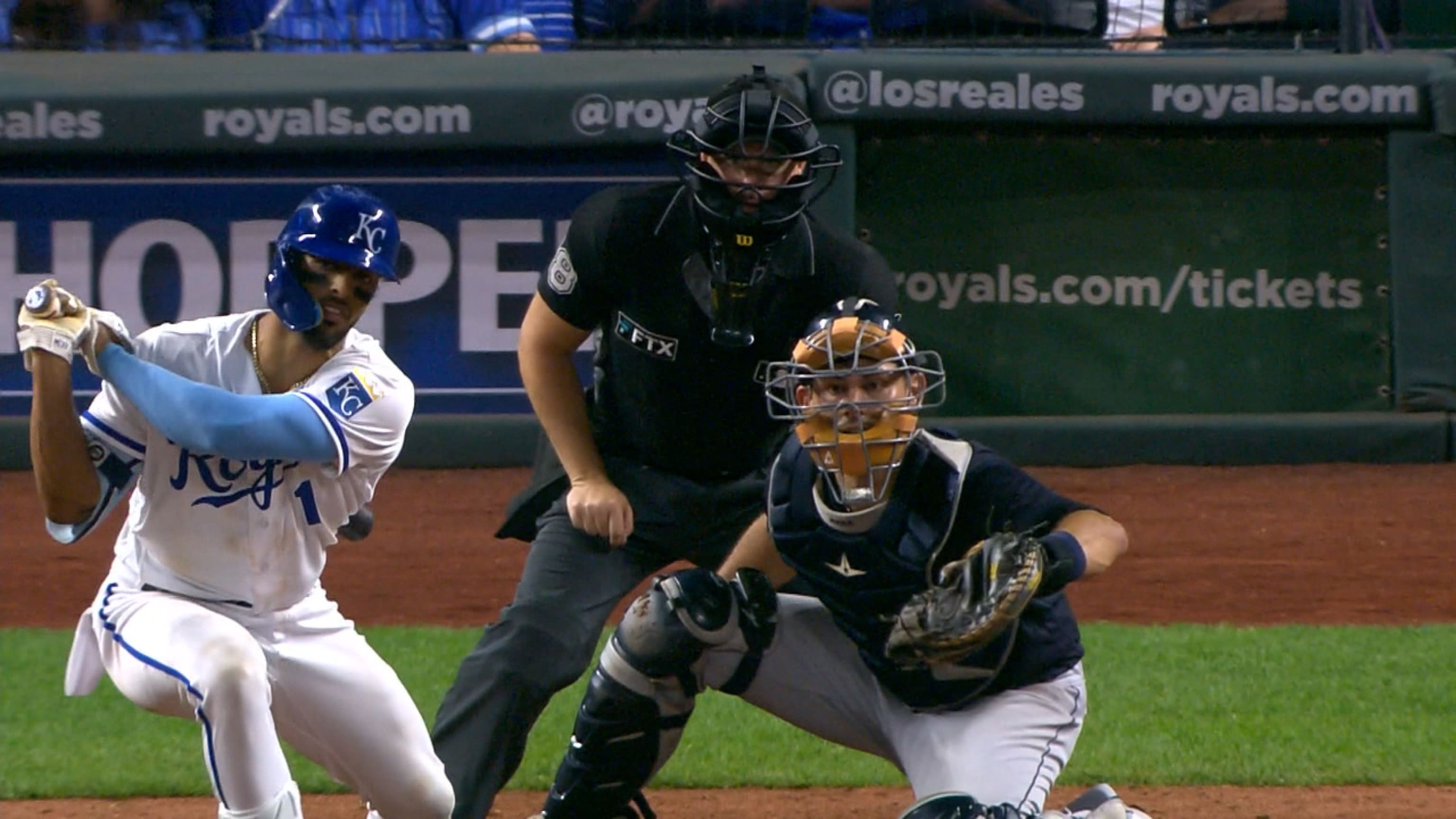 Royals catcher Salvador Perez makes a wild claim about Pedro Grifol