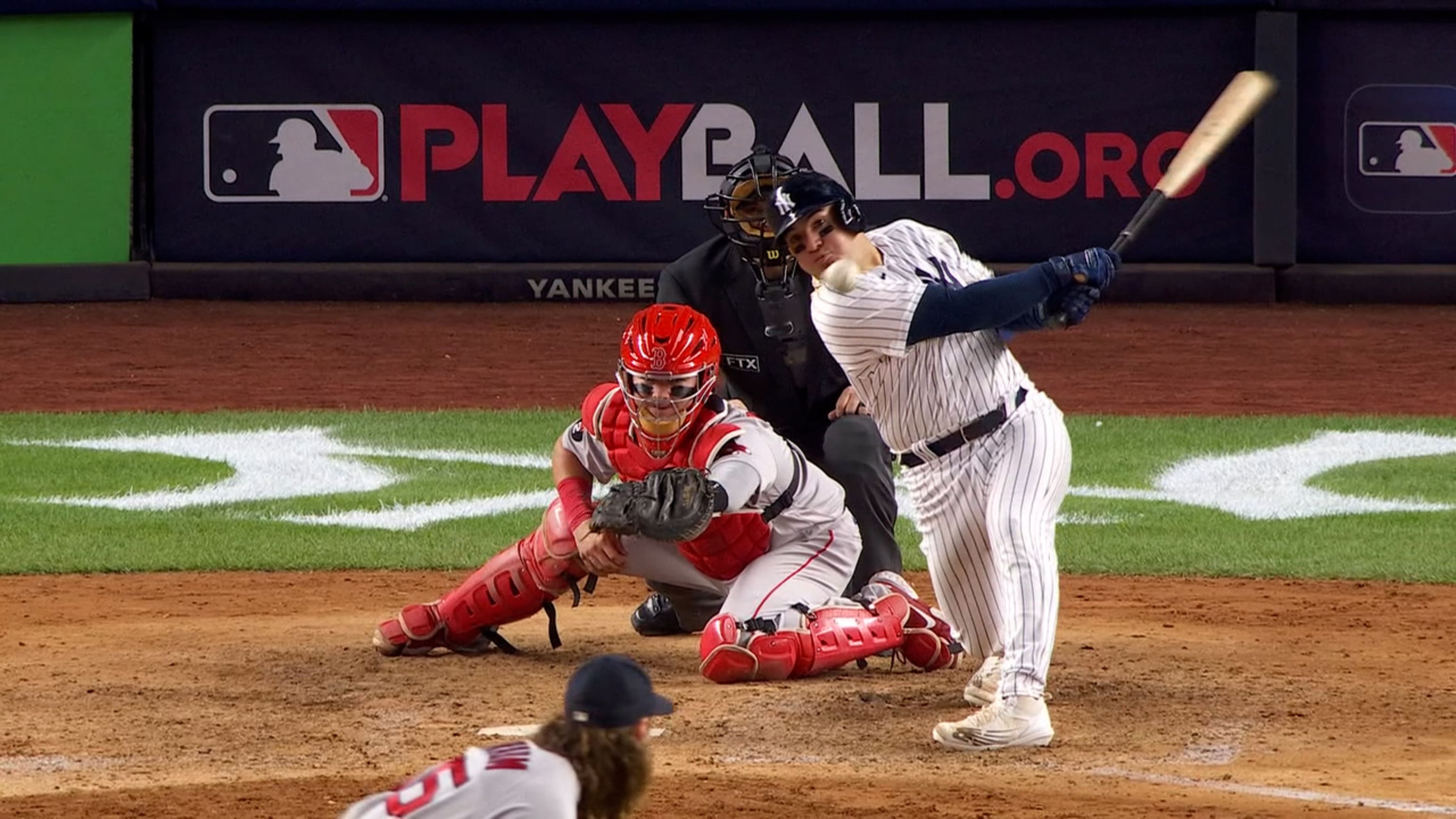 Yankees' Aaron Boone Has Meltdown, Gets Tossed Vs. Red Sox