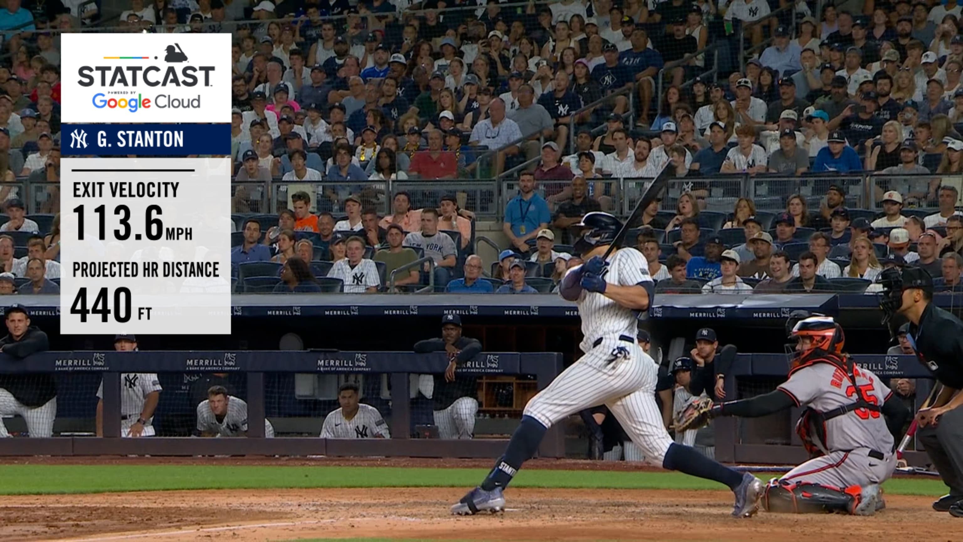 Giancarlo Stanton hammers 440-foot three-run homer